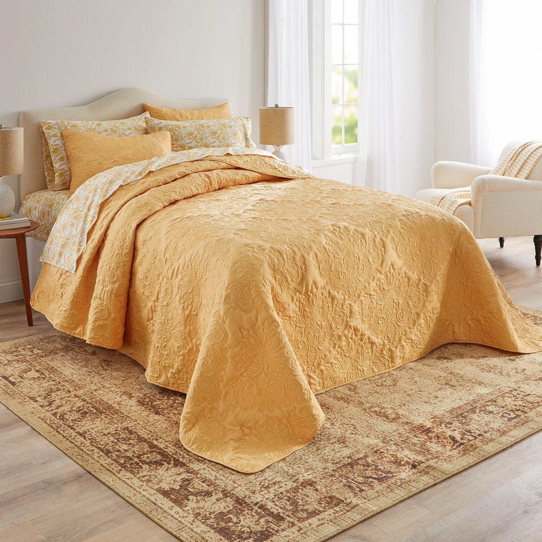 King Size Yellow Woven Polyester Bedspread