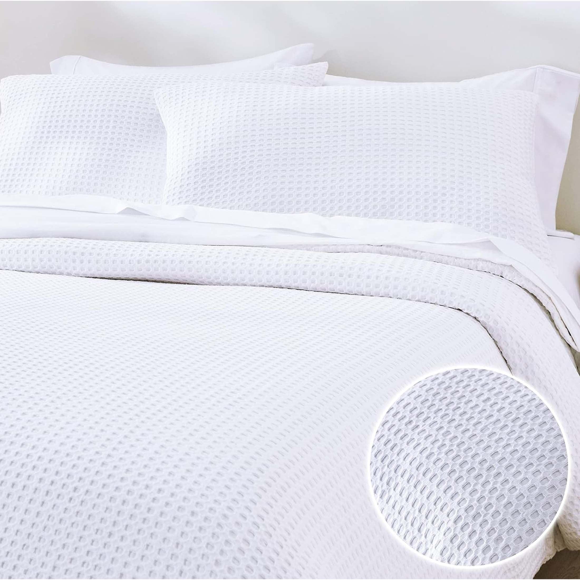 California Design Den Textured Waffle Duvet Cover Queen & Sham Set, 3 Piece Set Includes 92" x 90" Duvet & 2 Shams to Fit Queen & Full Size Duvet Insert (Waffle)