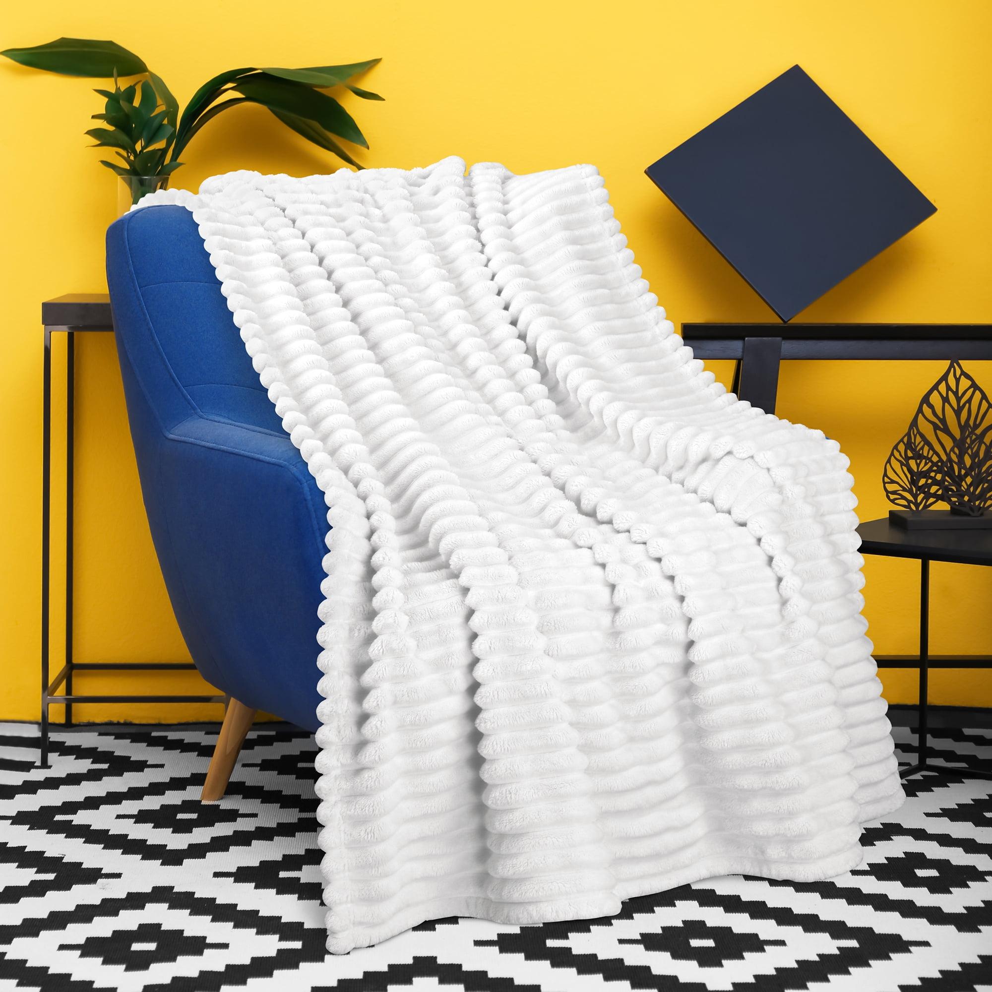 Catalonia Cozy Fleece Throw Blanket, White 50"x60", All-Season Comfort