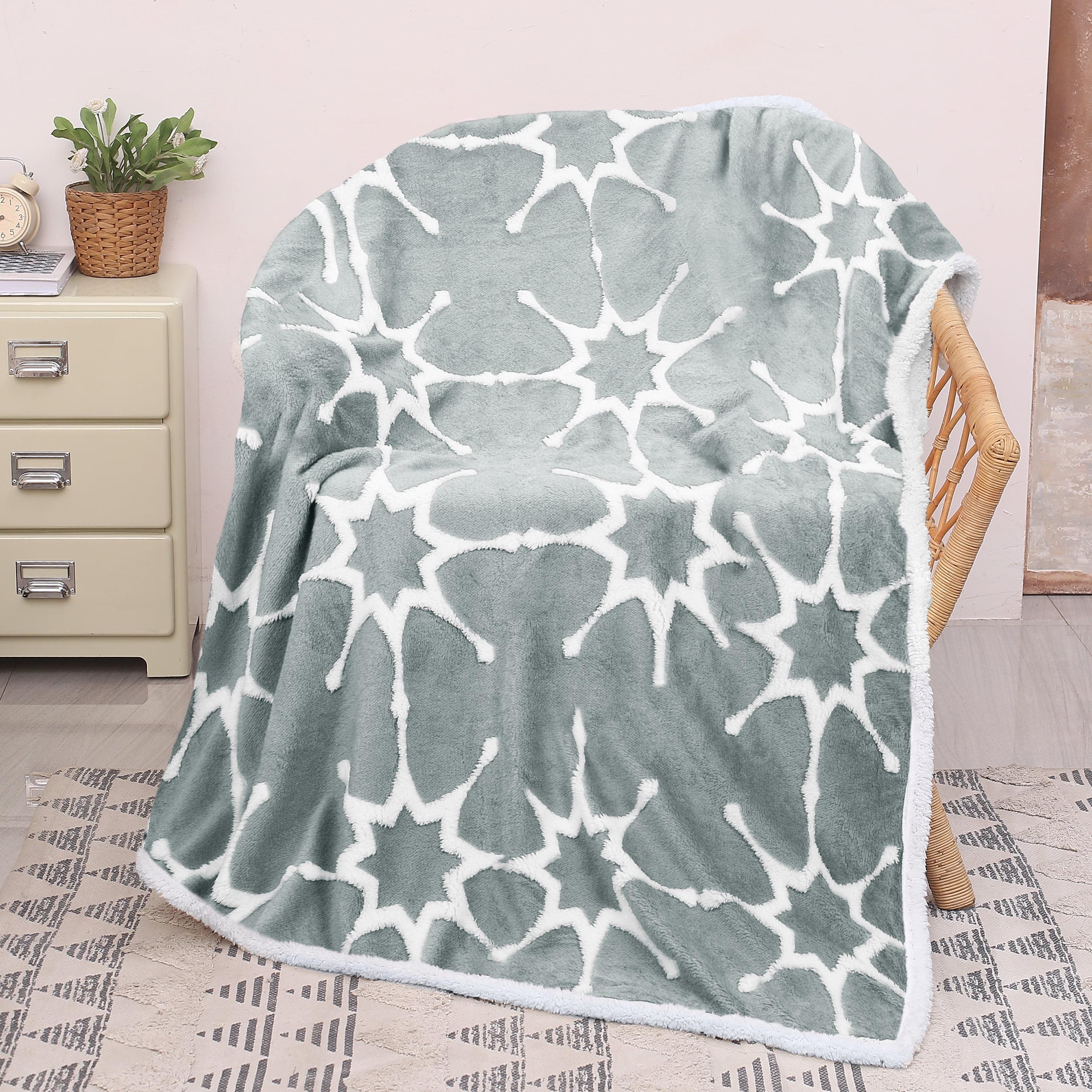 Catalonia Catalonia Sherpa Throw Blanket, Super Soft Fuzzy Plush Bed Throw TV Blanket, 50" x 60", Holiday Throw