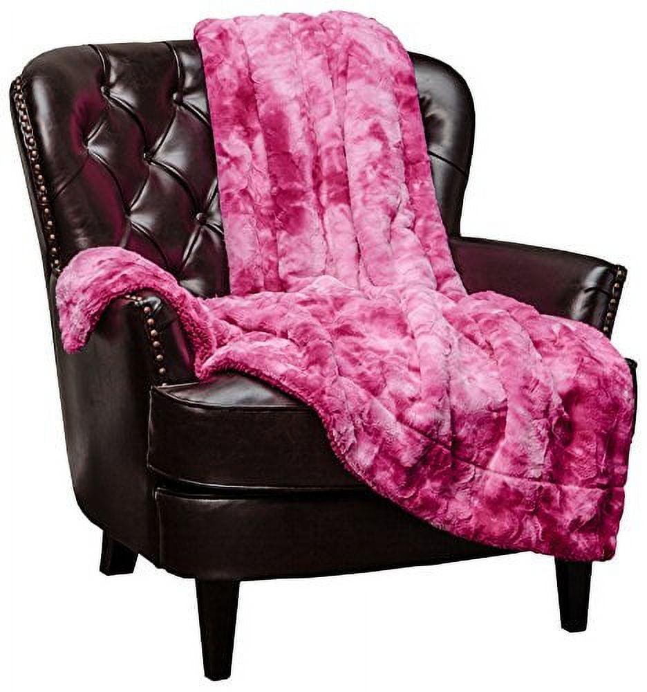 Chanasya Wolf Faux Fur Throw Blanket with Plush Faux Shearling Side