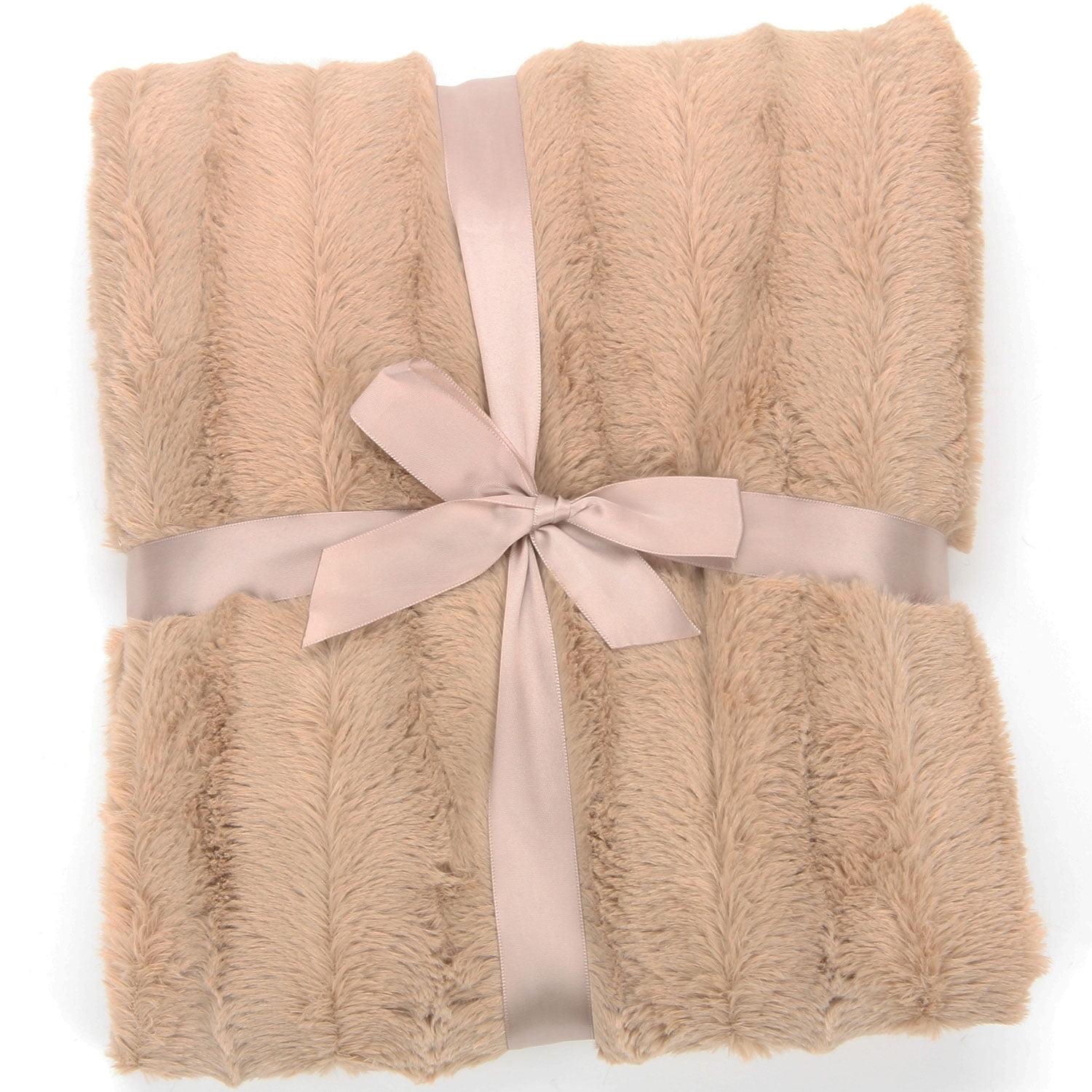 Sand Faux Fur and Microplush Reversible Throw Blanket