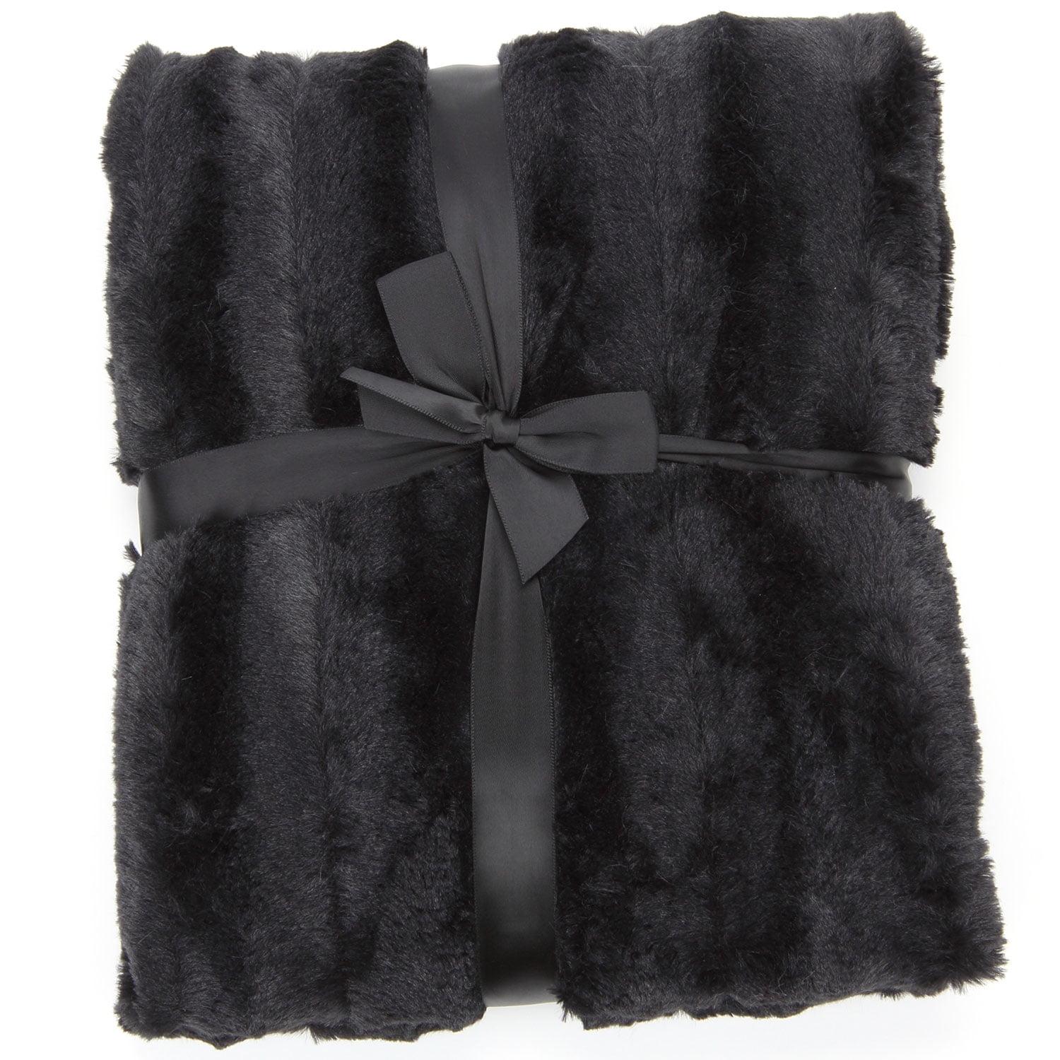 Cheer Collection Ultra Soft Faux Fur Throw Blanket