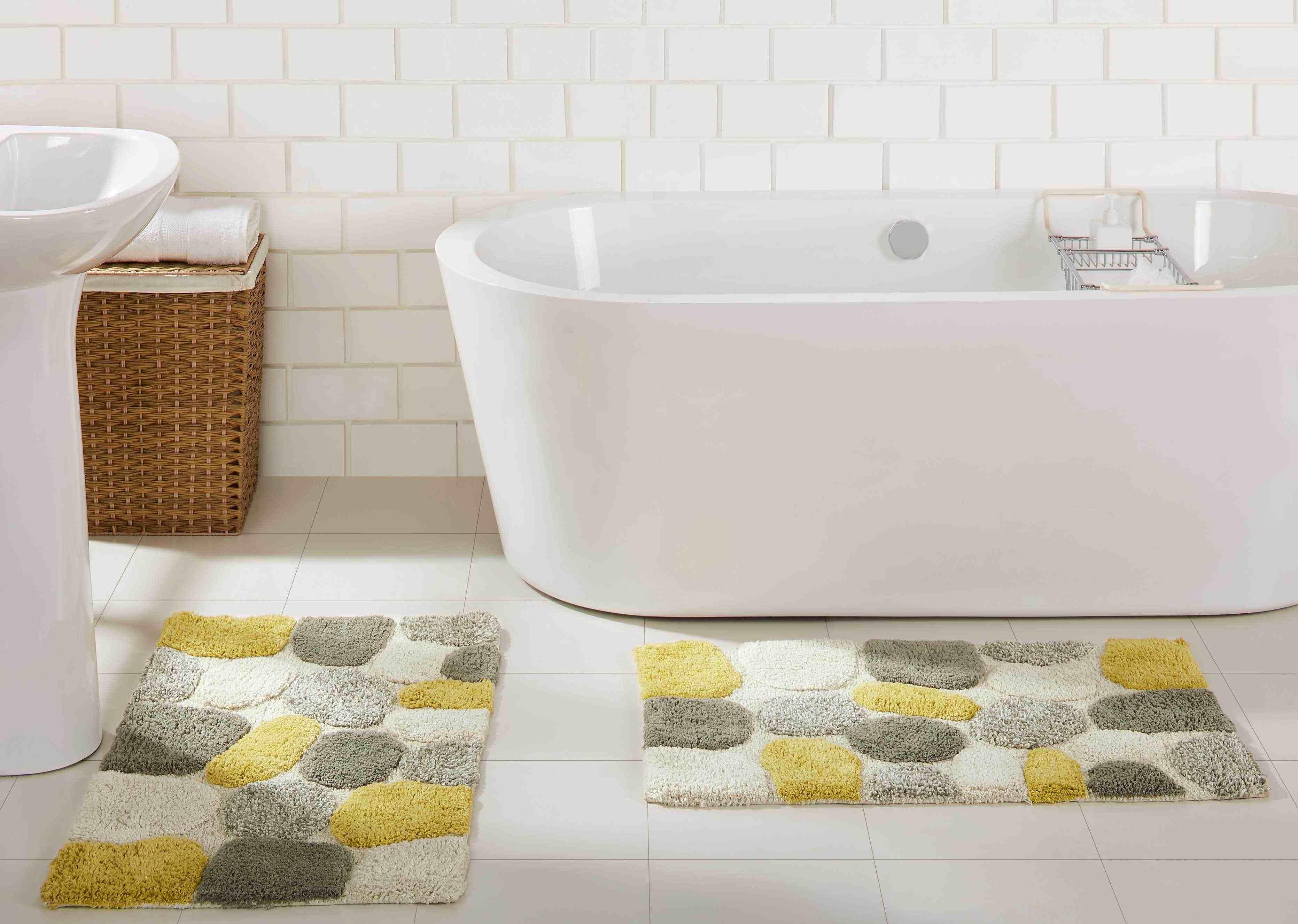 Chesapeake Plush Pebble Pattern White & Gray Polyester Bath Rug Set, 20" x 32", (2 Count)