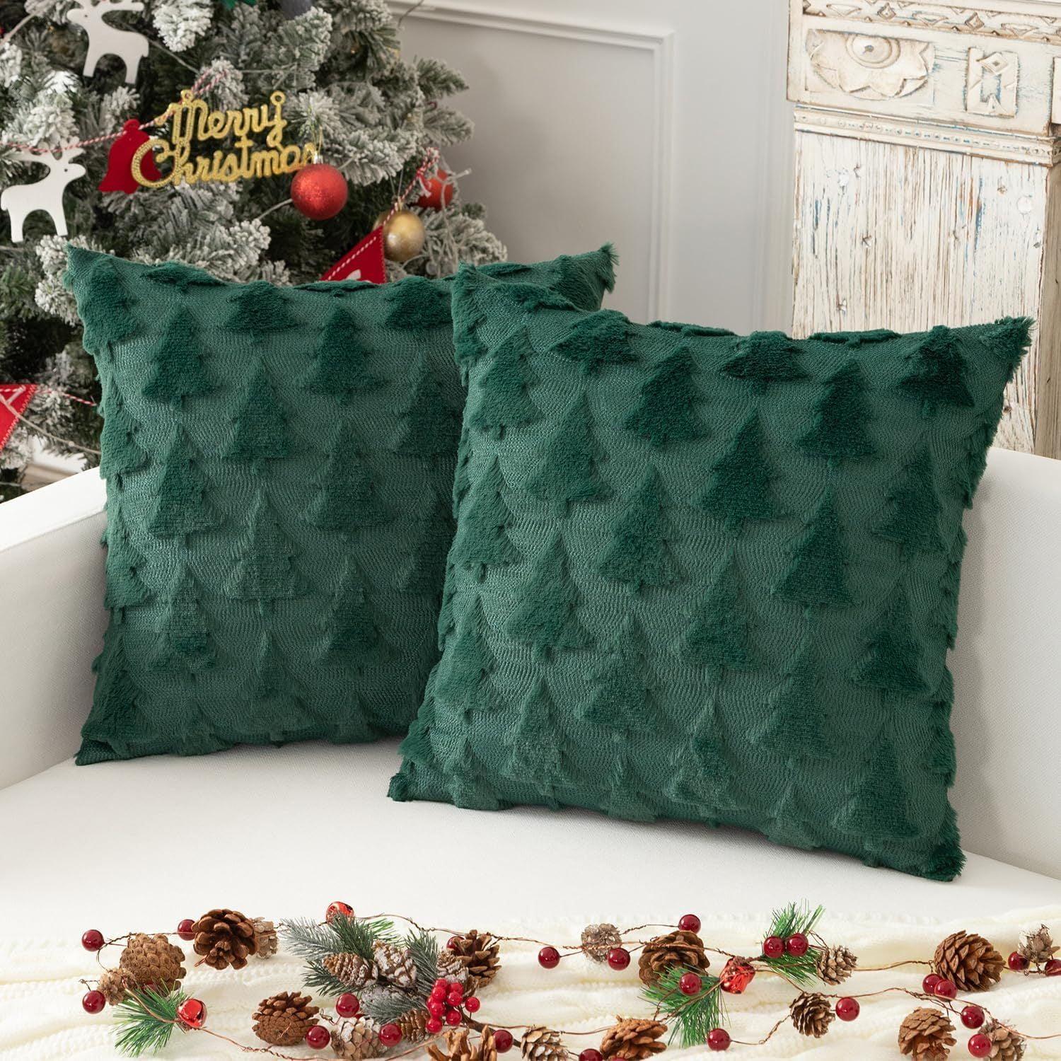 Green Christmas Tree Patterned 18x18 Polyester Pillow Covers Set