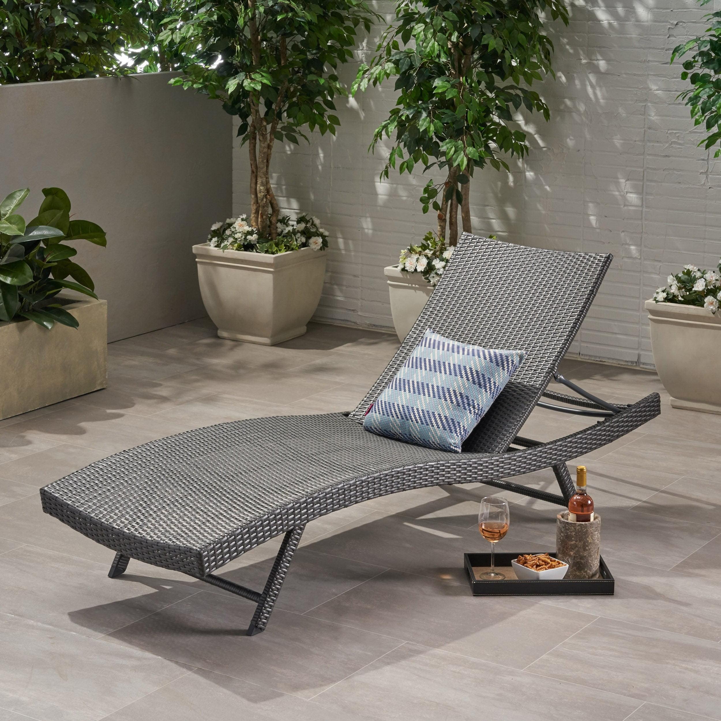 Kauai Wicker Chaise Lounge: Weather-Resistant, No Assembly - Christopher Knight Home