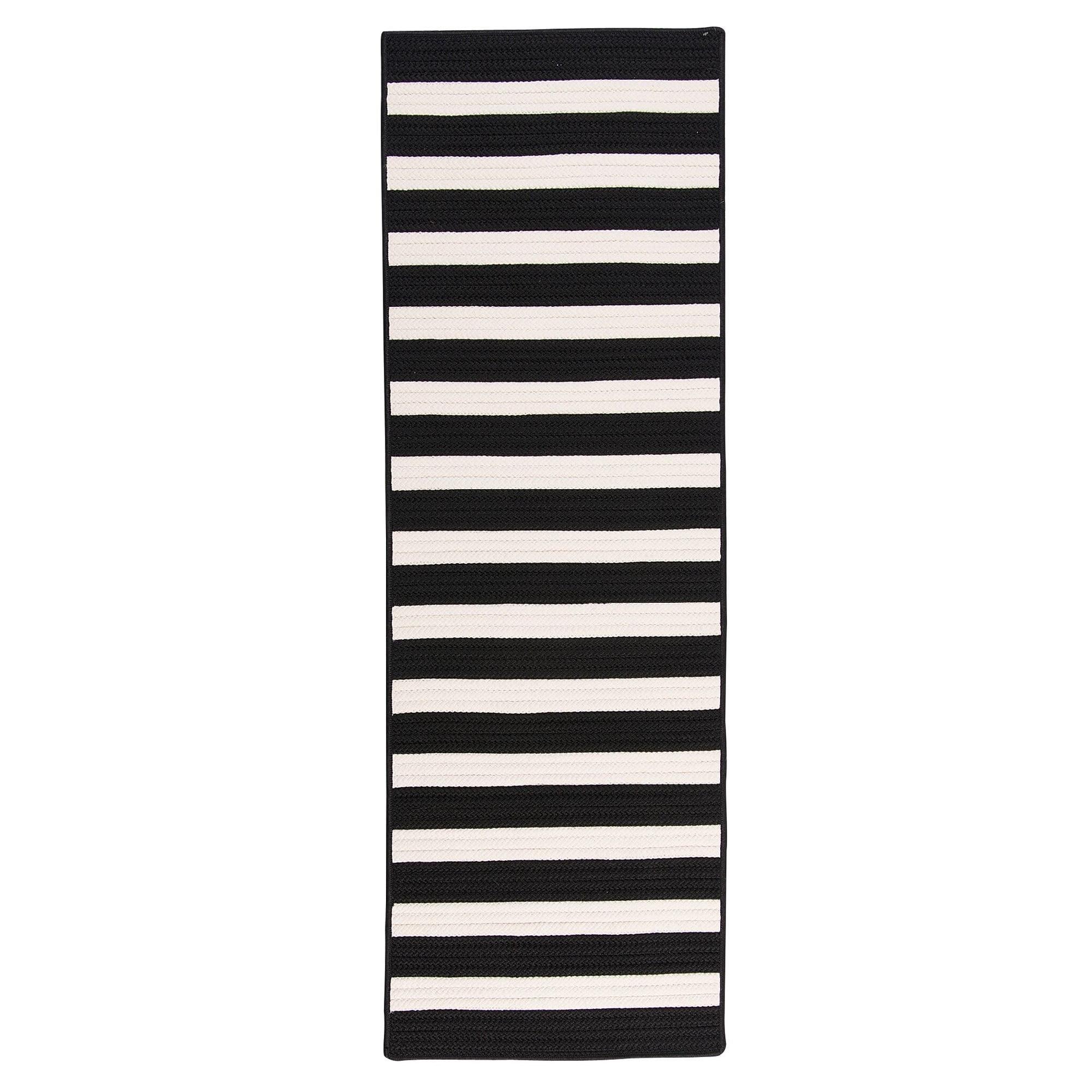 Black and White Braided Reversible Synthetic Runner Rug 2'x10'