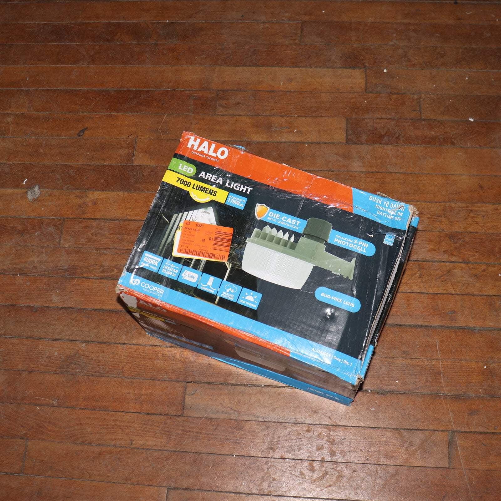 Cooper Lighting 101564 7K LED Area Light Grey