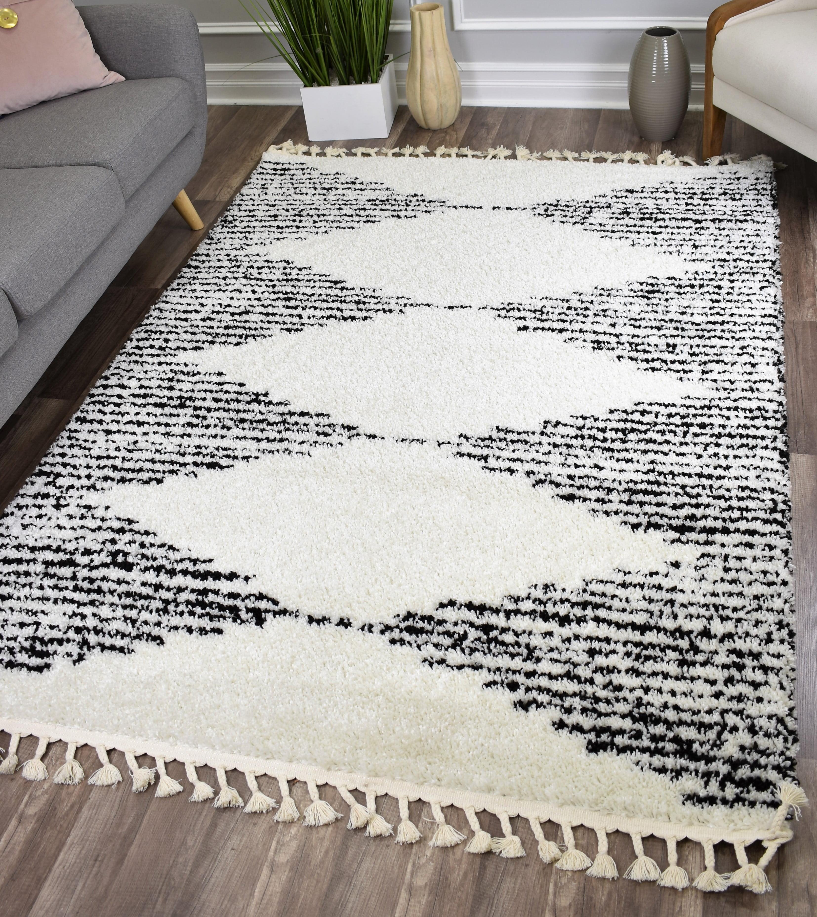 Qi Mason Shag Tribal Heath White Area Rug