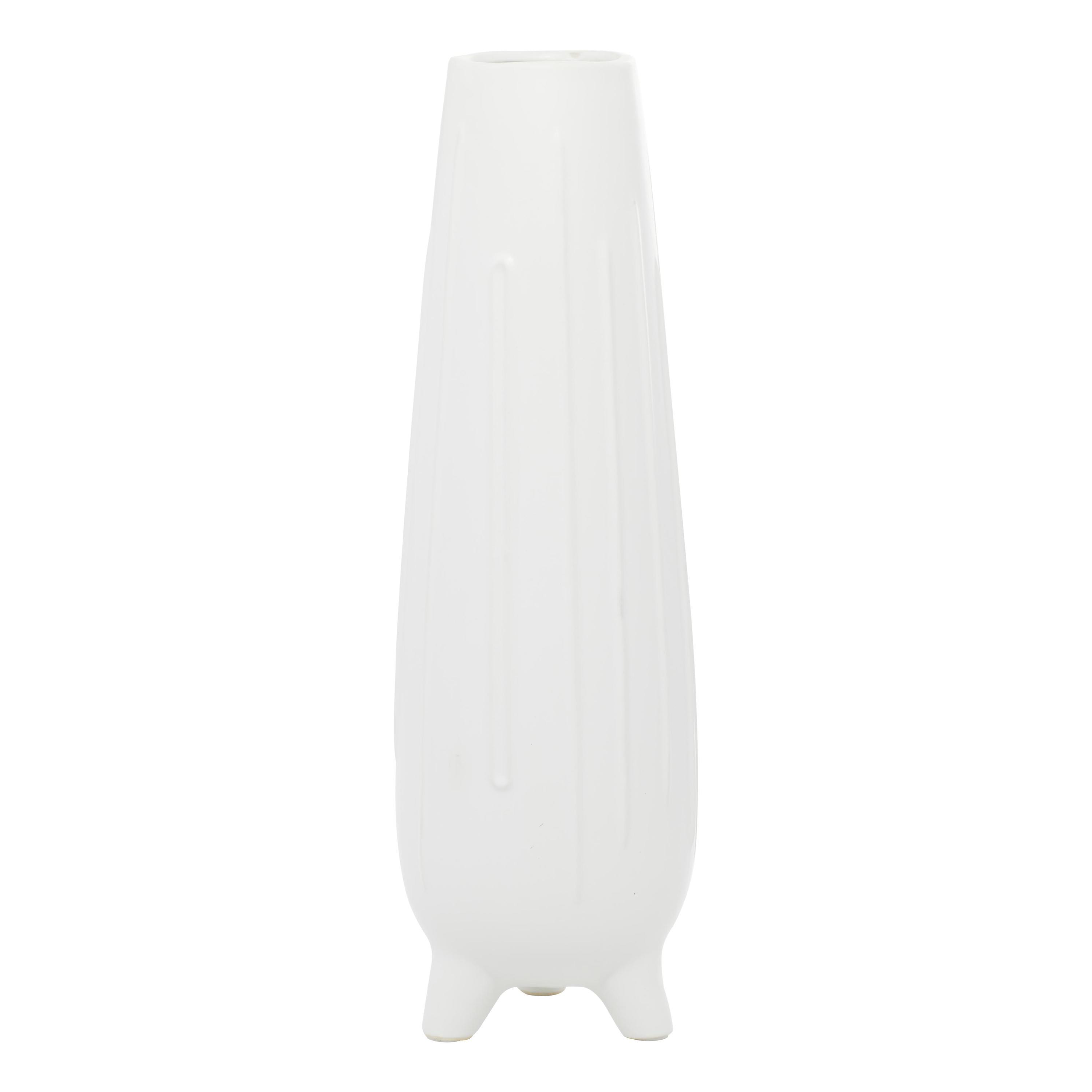 Cosmoliving By Cosmopolitan White Ceramic Contemporary Vase