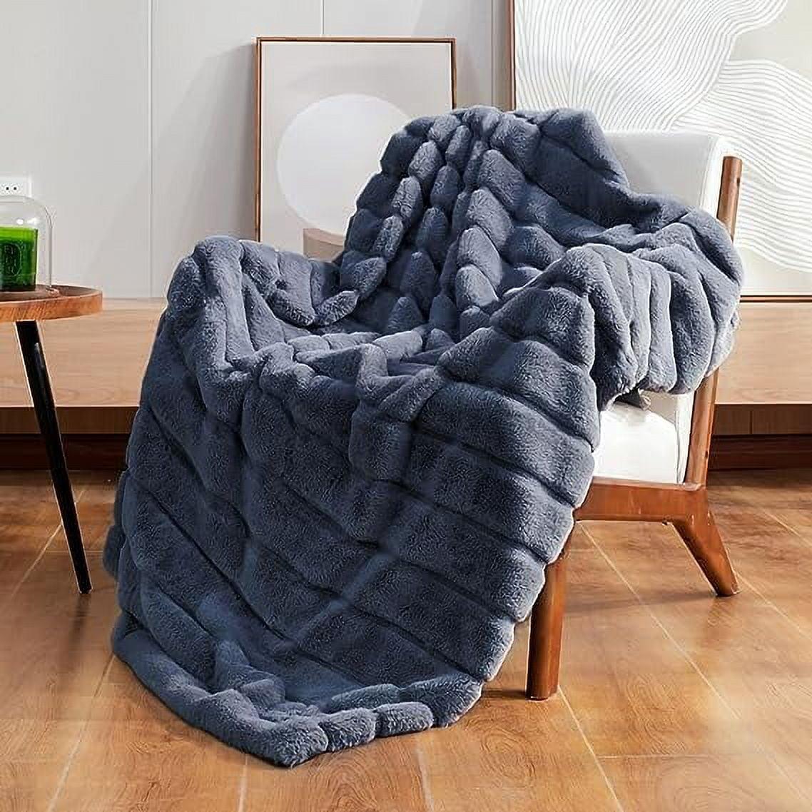 Cozy Bliss Soft Faux Fur Throw Blanket Plush Winter Blanket