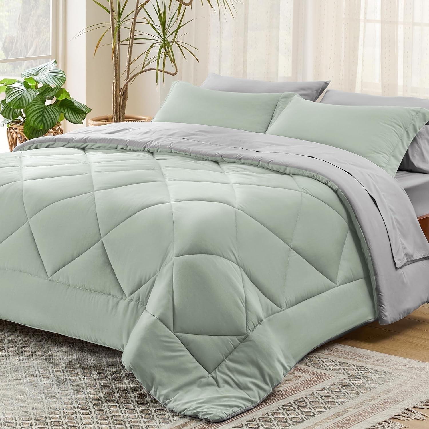 Modern Threads Modern Threads 7-Piece Reversible Comforter Set - Includes Comforter, Sheets, Pillowcases, and Shams