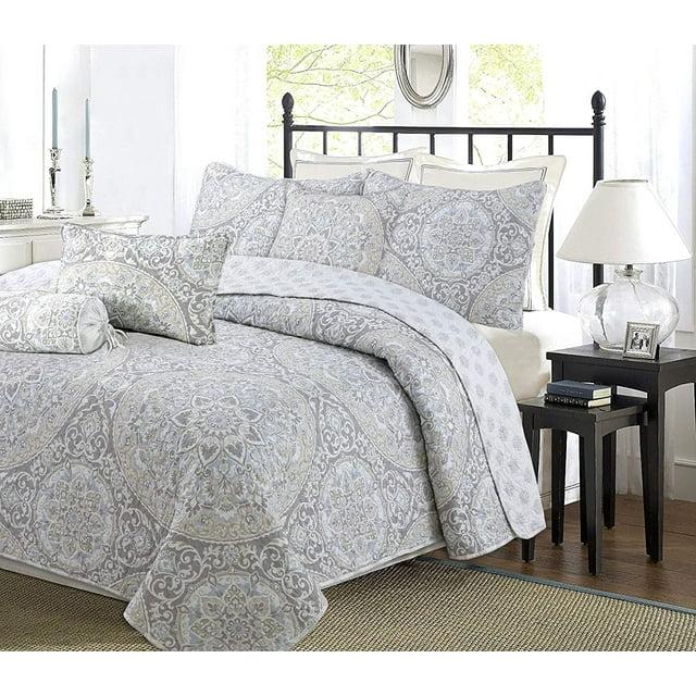 Damask Quilt Set