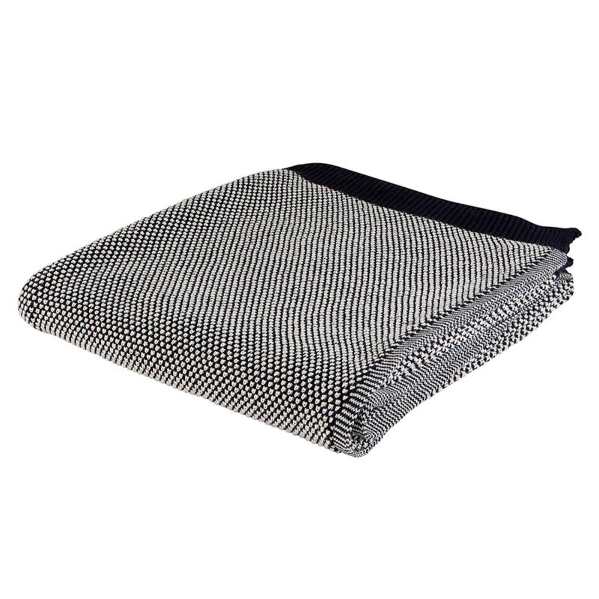 Creative Brands  60 x 50 in. Dotted Throw, Natural & Black