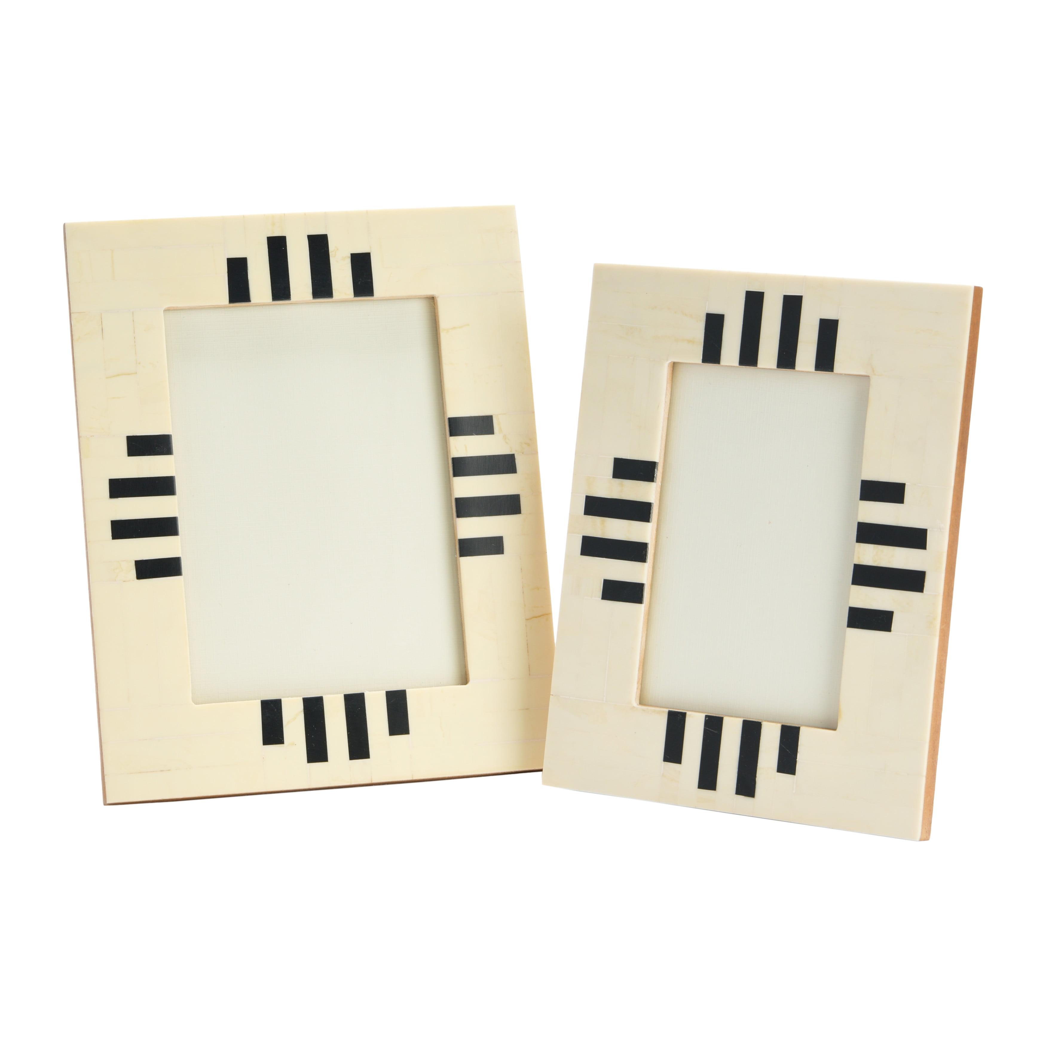 Classic Black and Cream 4x6 Wood Tabletop and Wall Frames