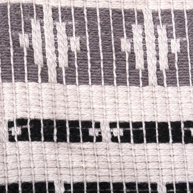 Design Imports Dll Hand Woven Throw Blanket