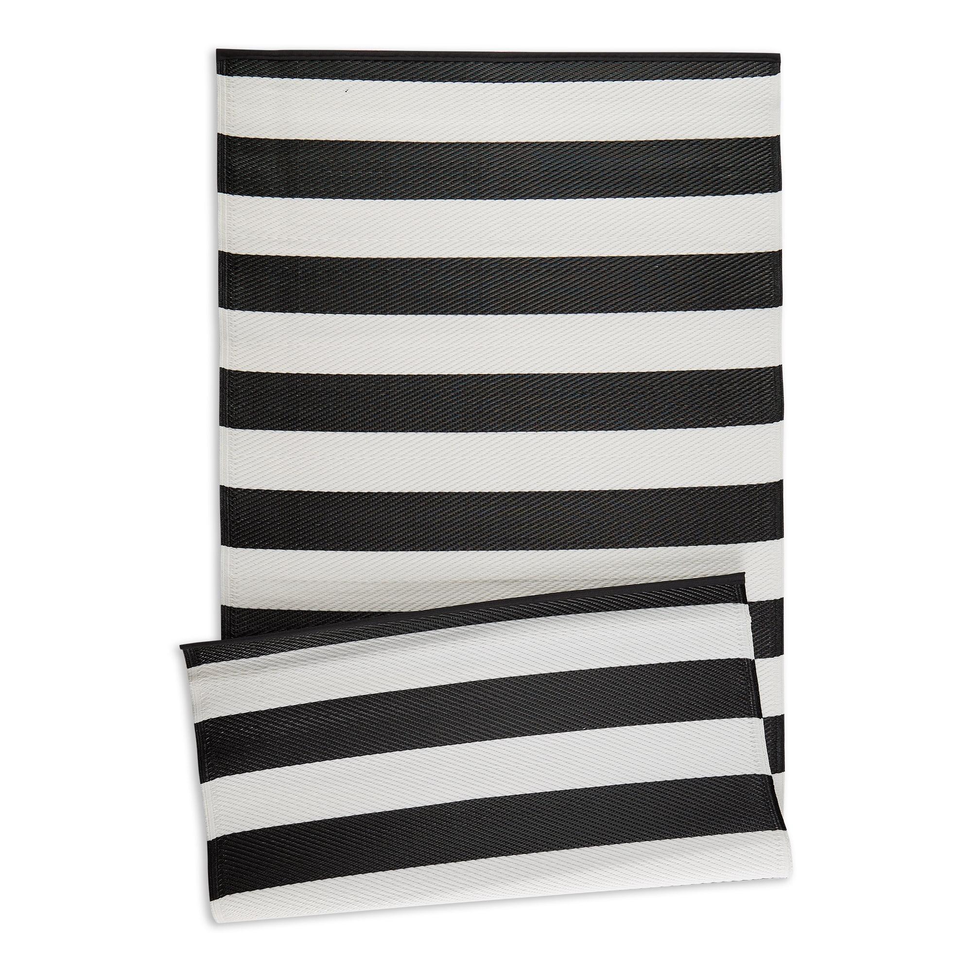 Reversible Black Stripe Easy-Care Synthetic Rug, 3' x 6'