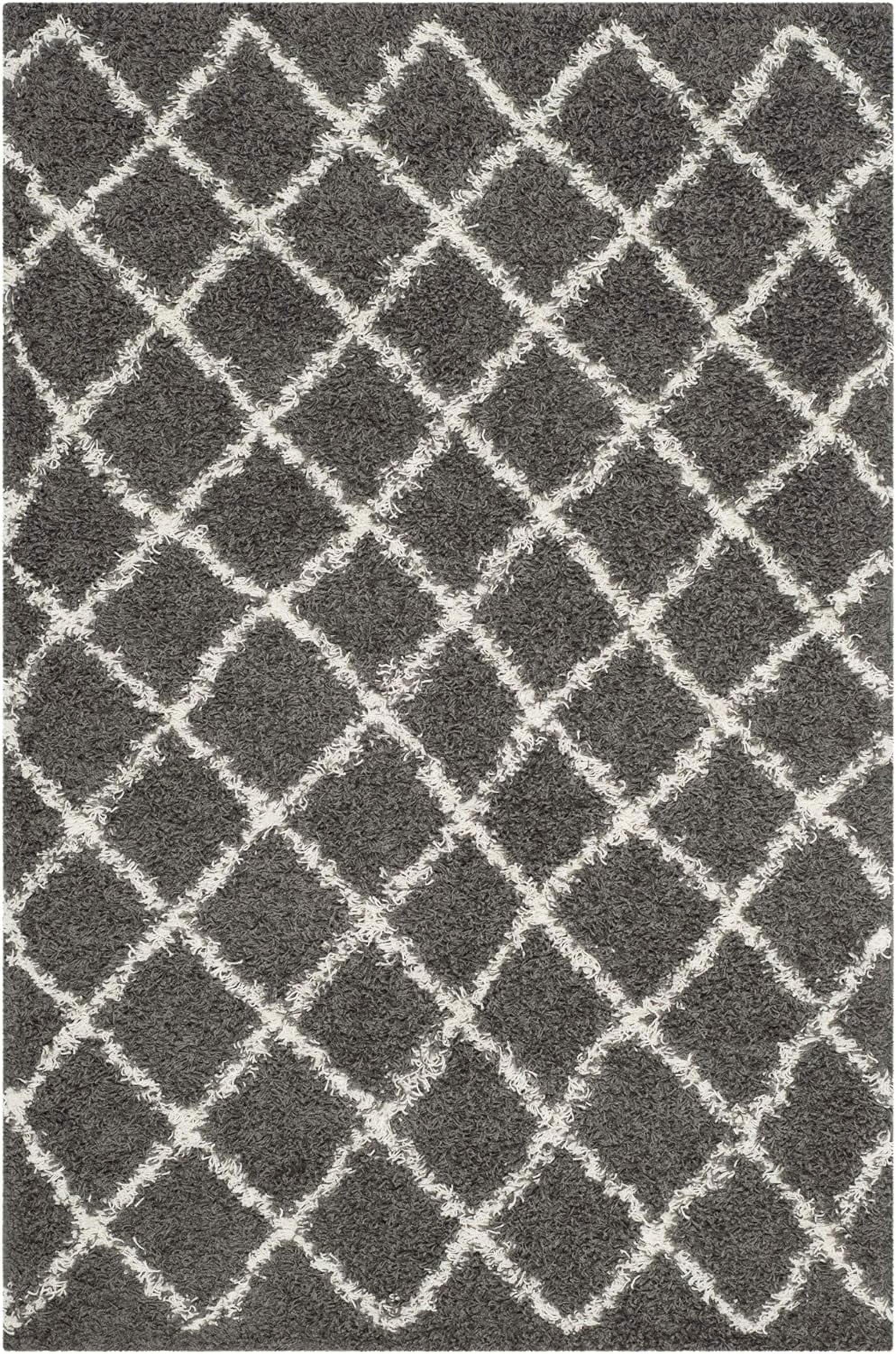 Ivory & Dark Grey Synthetic 5' x 7' Easy-Care Shag Rug