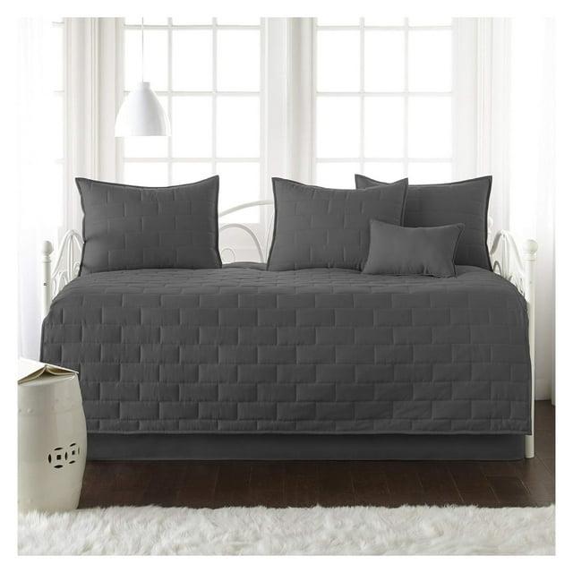 SouthShore Fine Linens Southshore Fine Linens Brickyard 6-Piece Daybed Quilt Set with Shams and bed skirt