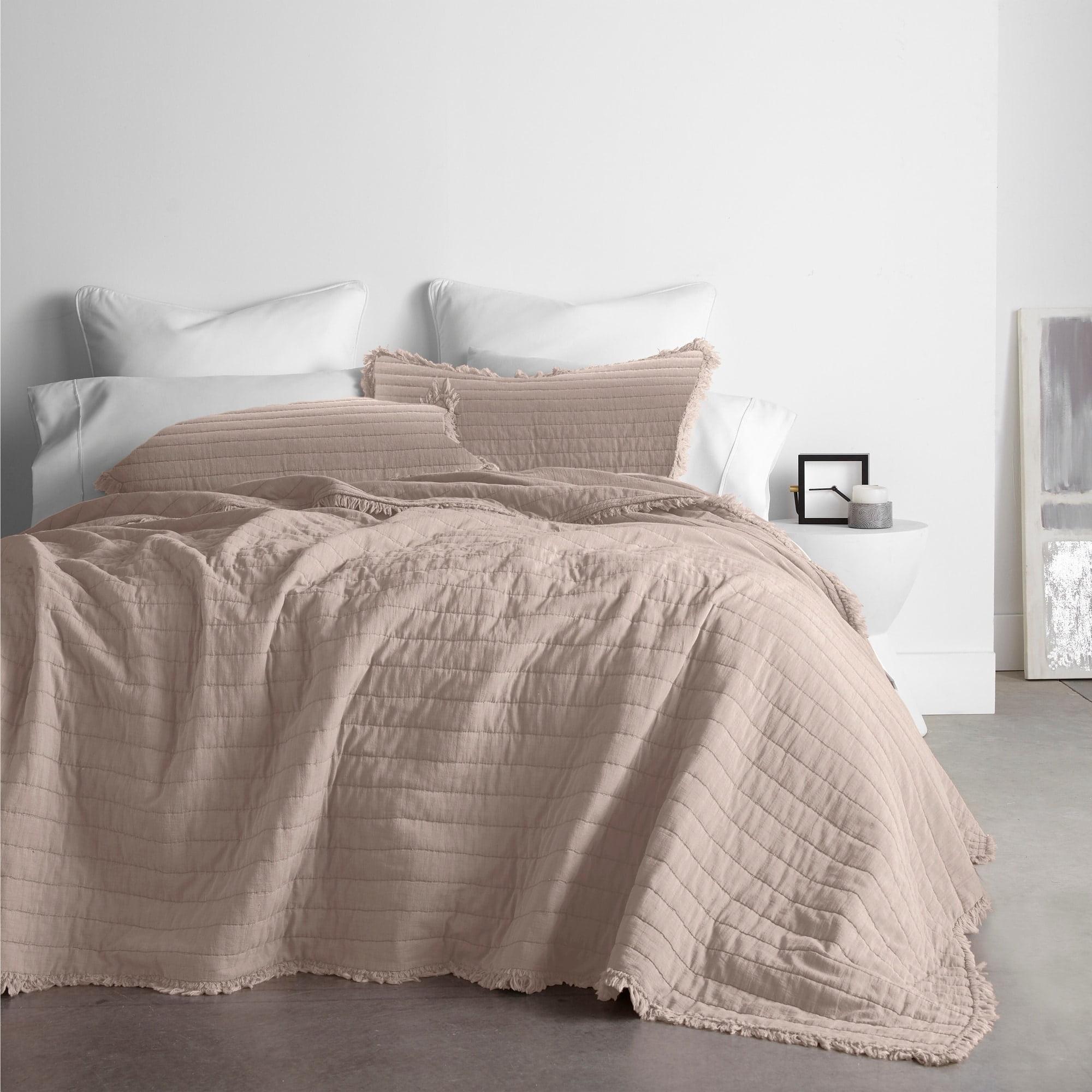 Delano Blush King Cotton Quilt Set with Shams