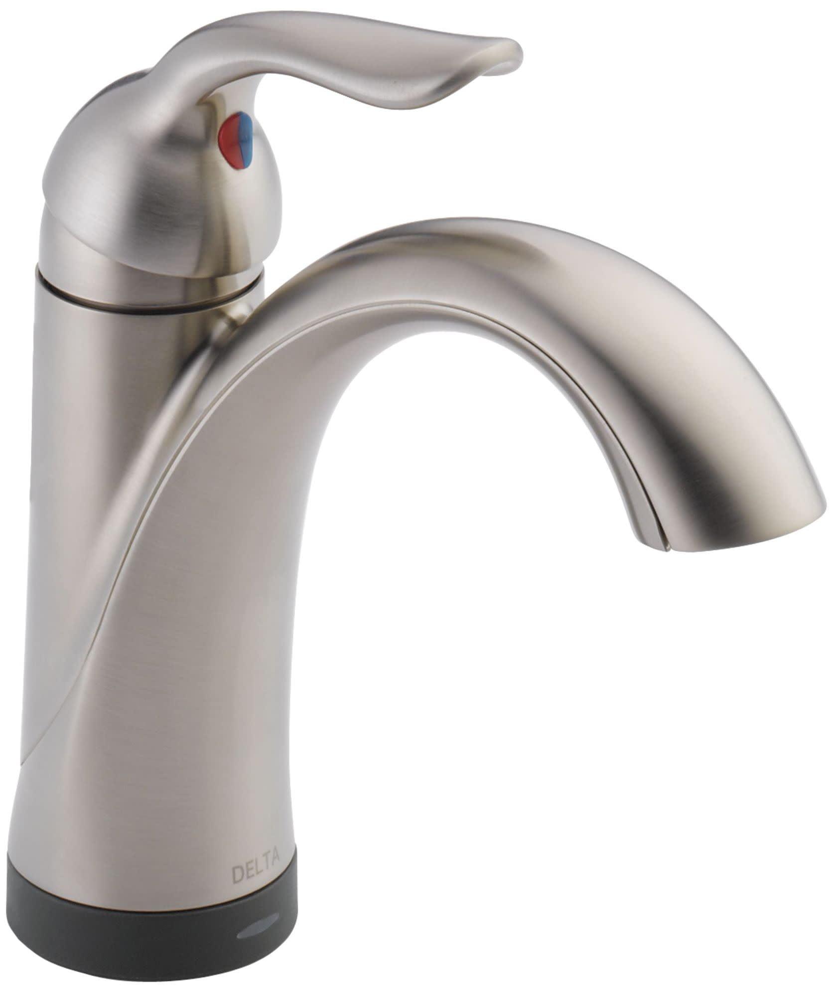 Lahara Centerset Bathroom Faucet with Drain Assembly