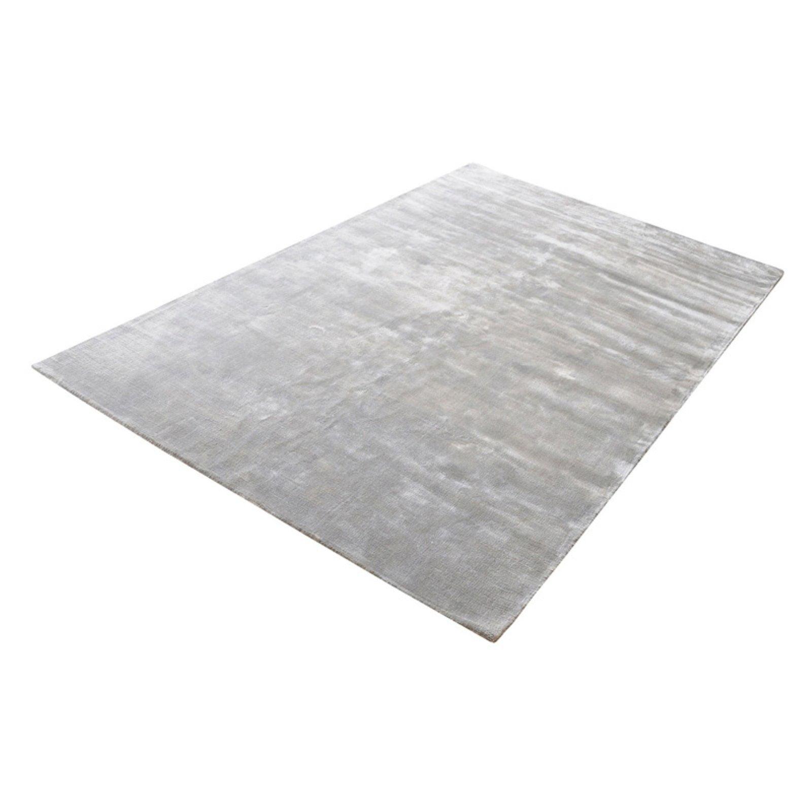 Dimond Home Auram 1'4" x 1'4" Viscose Rug in Silver