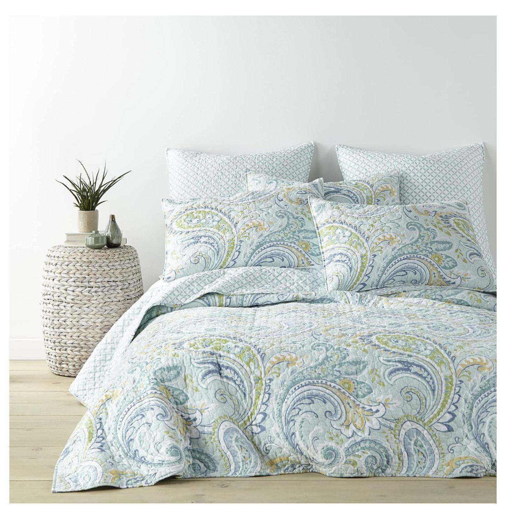 Full Blue Cotton Reversible Paisley Quilt Set