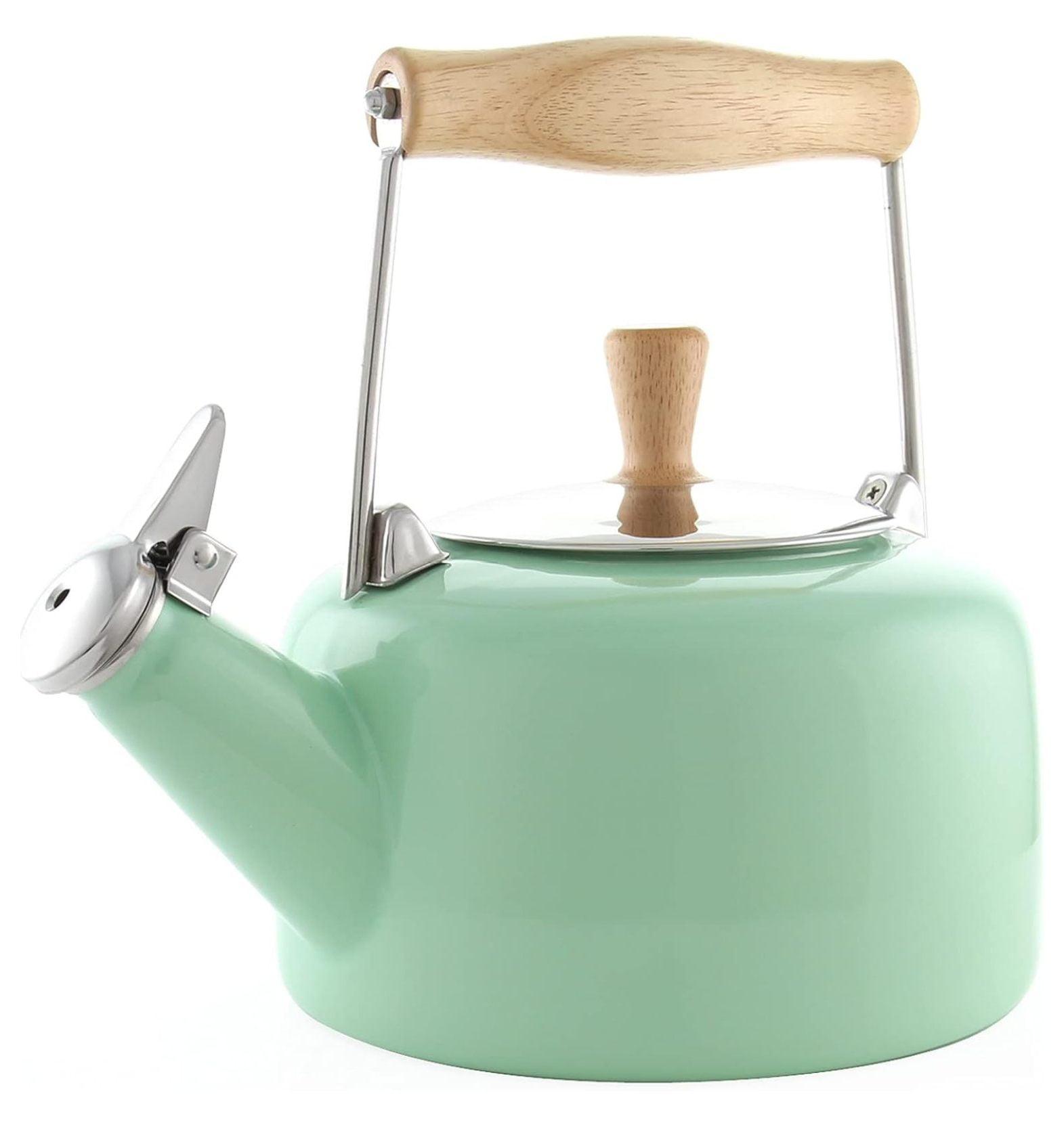 Chantal 1.4-Quart Enamel-on-Steel Sven Teakettle