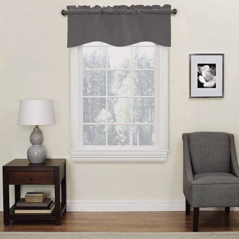 Eclipse Kendall Scalloped 42'' W Window Valance