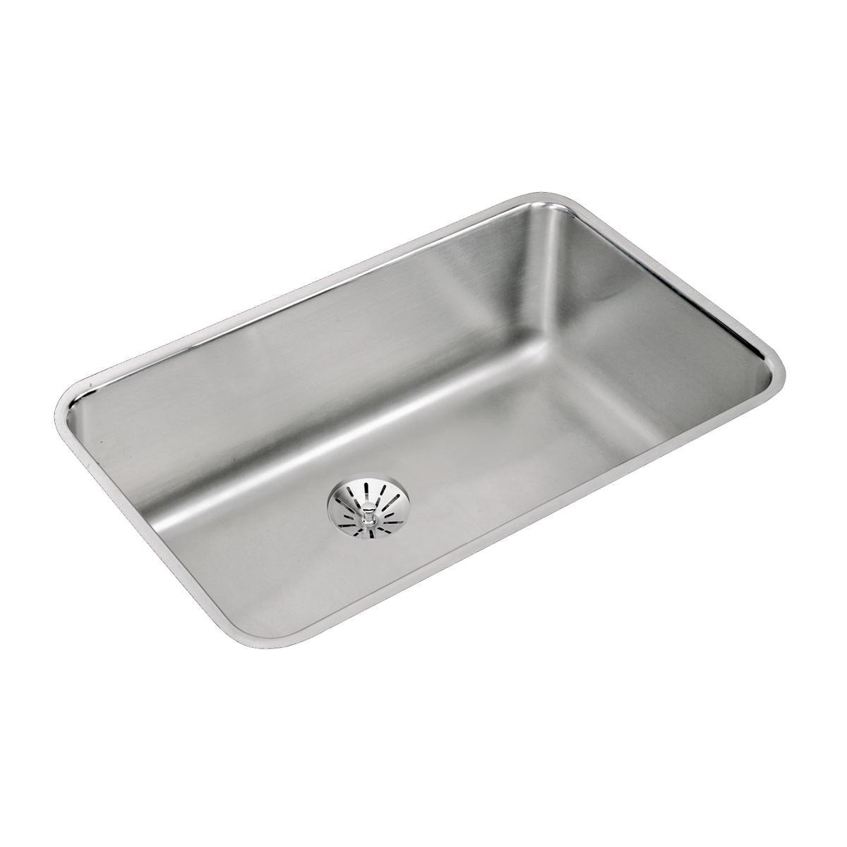 Lustertone 30.5" L x 18.5" W Undermount Kitchen Sink with Basket Strainer