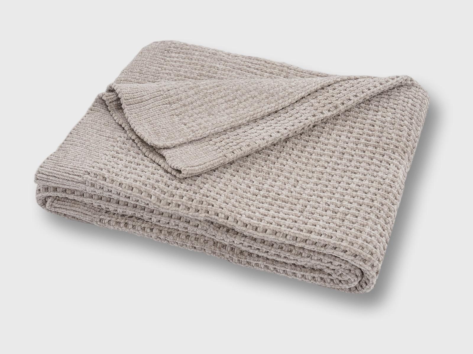 50"x60" Shiny Waffle Chenille Knit Throw Blanket - Evergrace