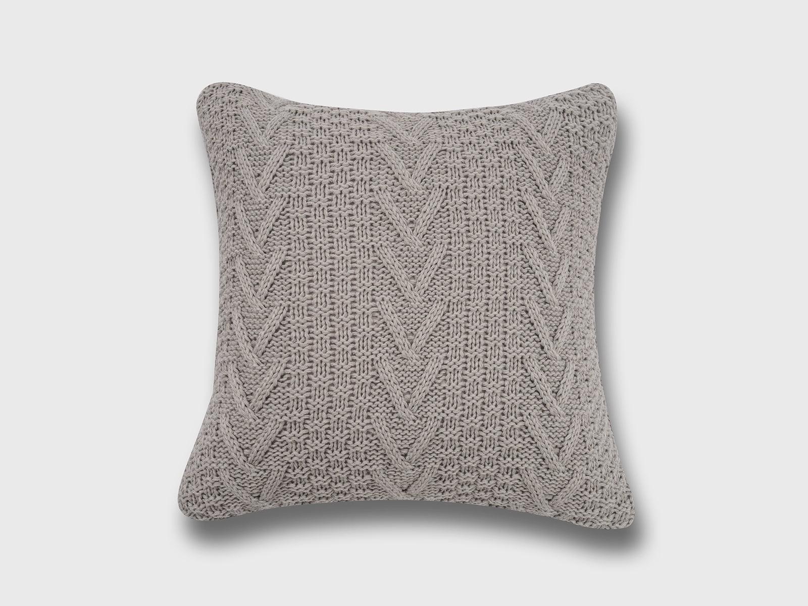 EverGrace Ratree Chunky Reversible Throw Pillow