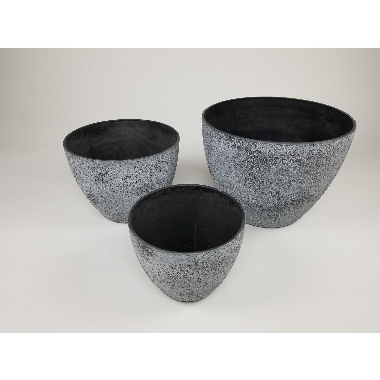 Spackled Gray FiberClay 3-Piece Outdoor Planter Set