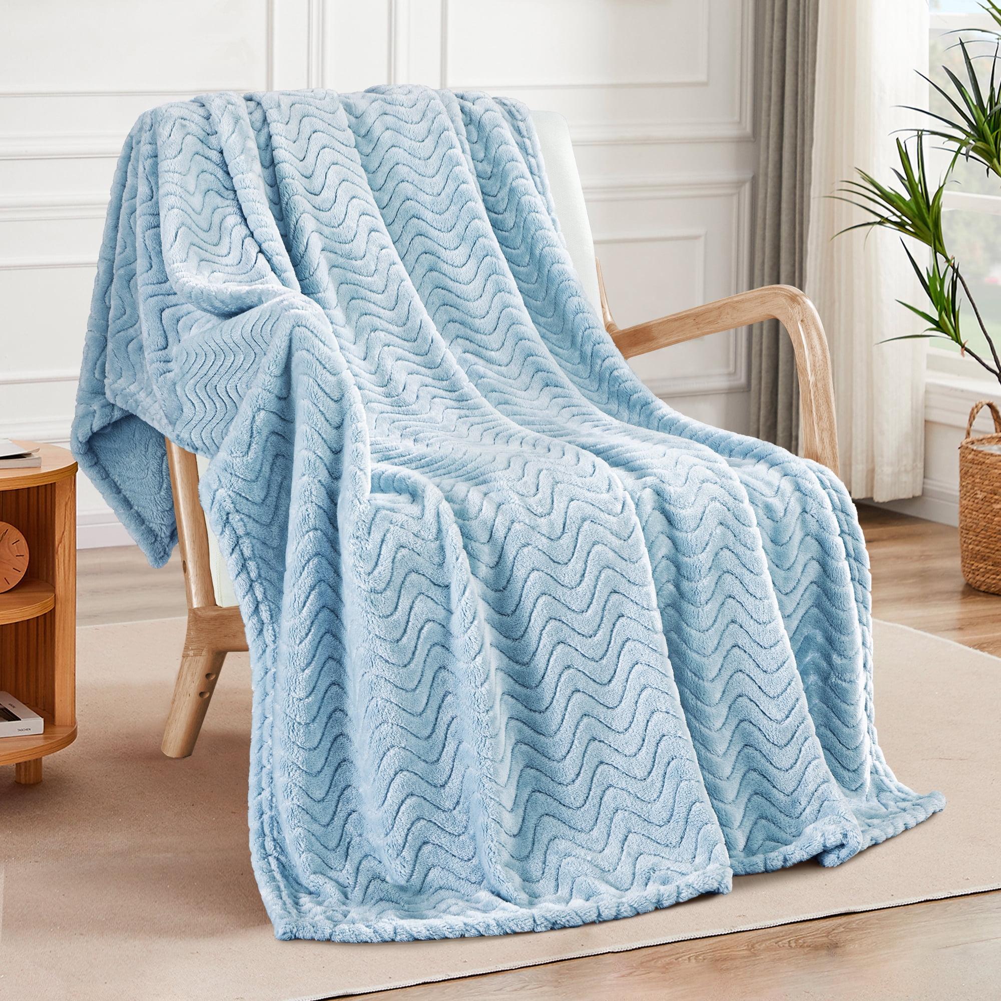 Exclusivo Mezcla Large Flannel Fleece Throw Blanket, Jacquard Weave Wave Pattern Blanket (50" x 70", Light Blue)