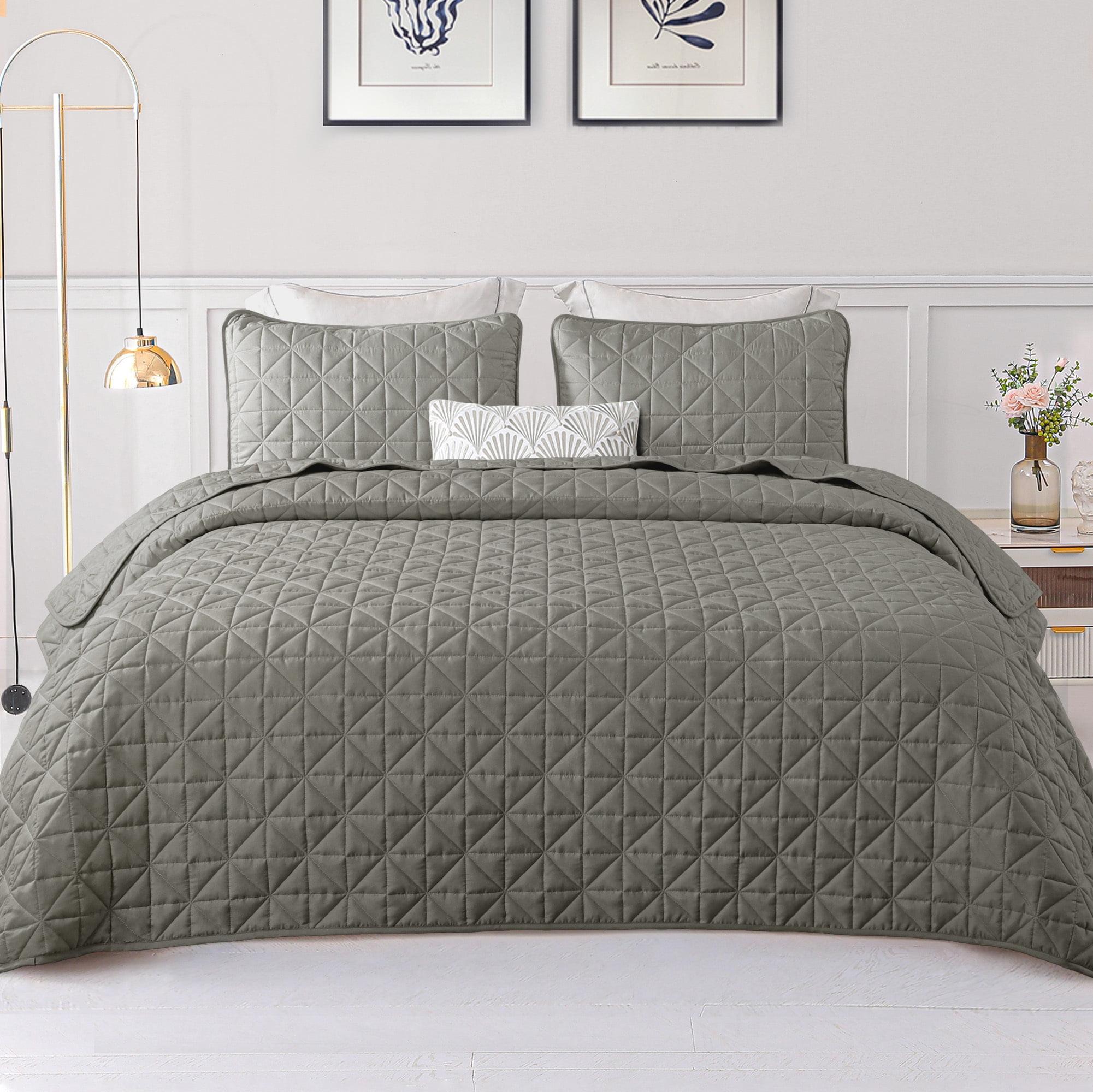 Exclusivo Mezcla Queen Quilt Bedding Set, Lightweight Soft Light Grey Queen Bedspreads Coverlets with Geometric Stitched Pattern