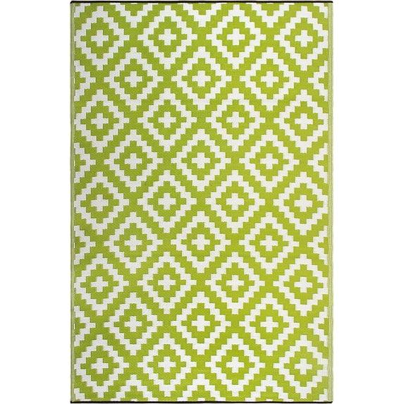 FH Home Outdoor Rug - Waterproof, Fade Resistant, Crease-Free - Premium Recycled Plastic - Geometric - Patio, Porch, Deck, Balcony - Aztec - Green & White - 5 x 8 ft