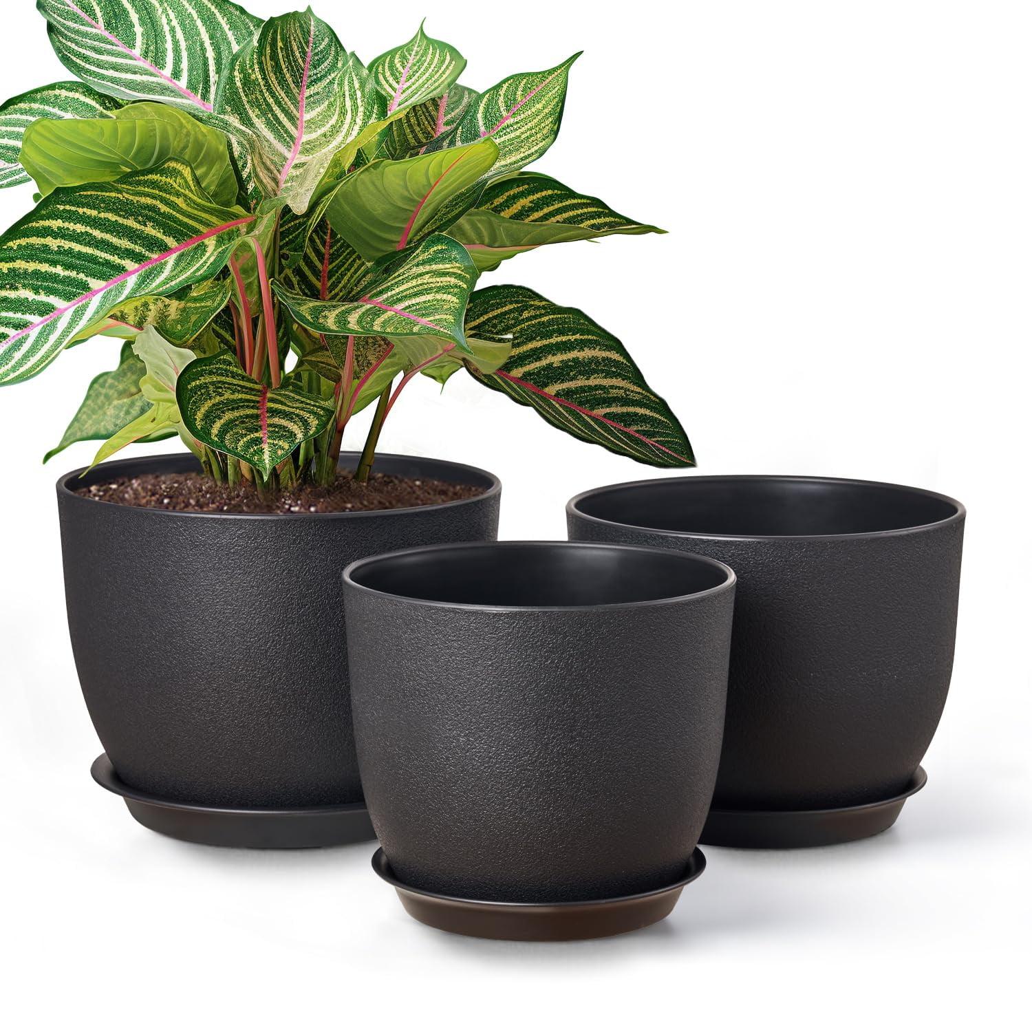 Black Plastic Round Planter Set with Drainage Holes, 10/9/8 inch