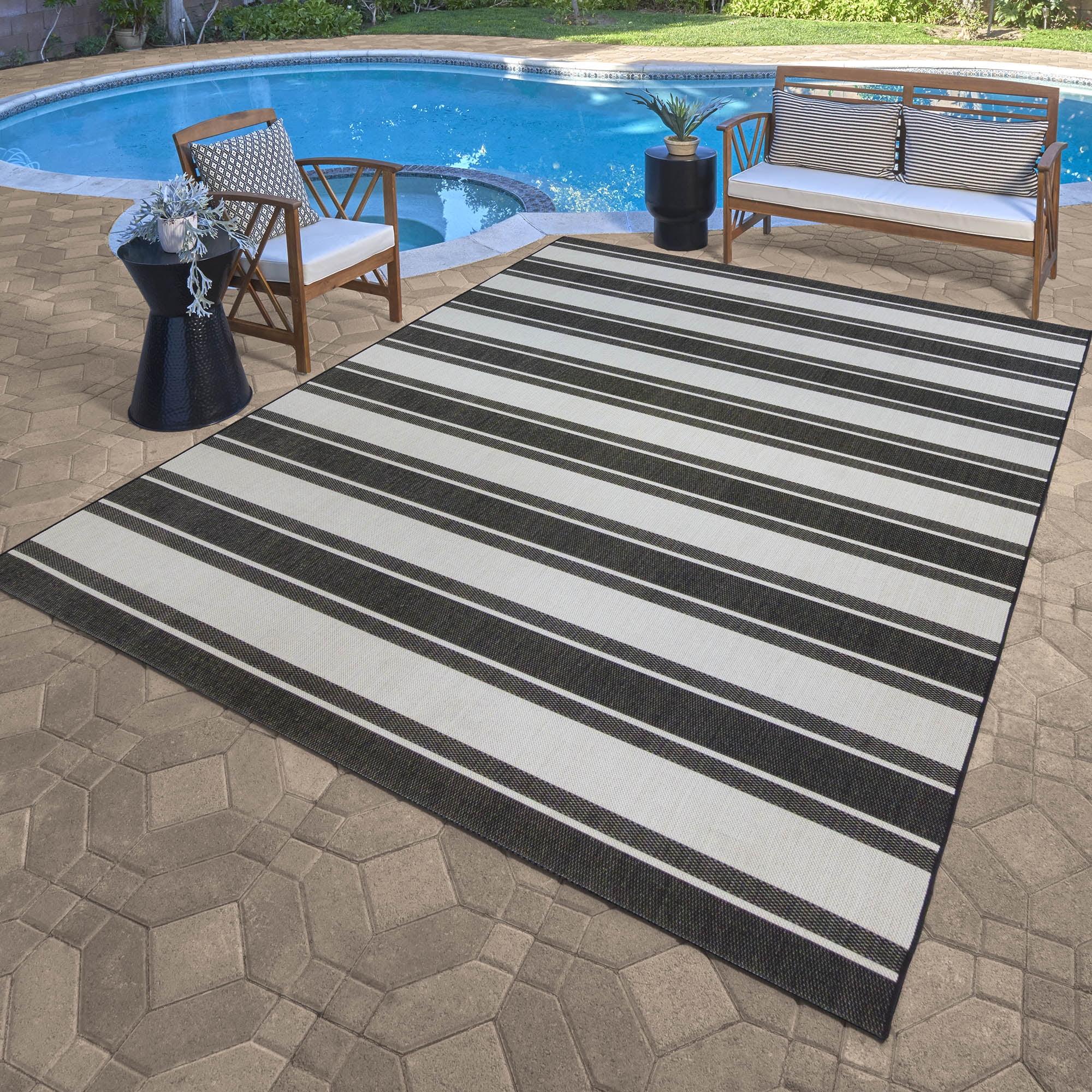 Coastal Charm Black and White Stripe 9' x 12' Synthetic Area Rug