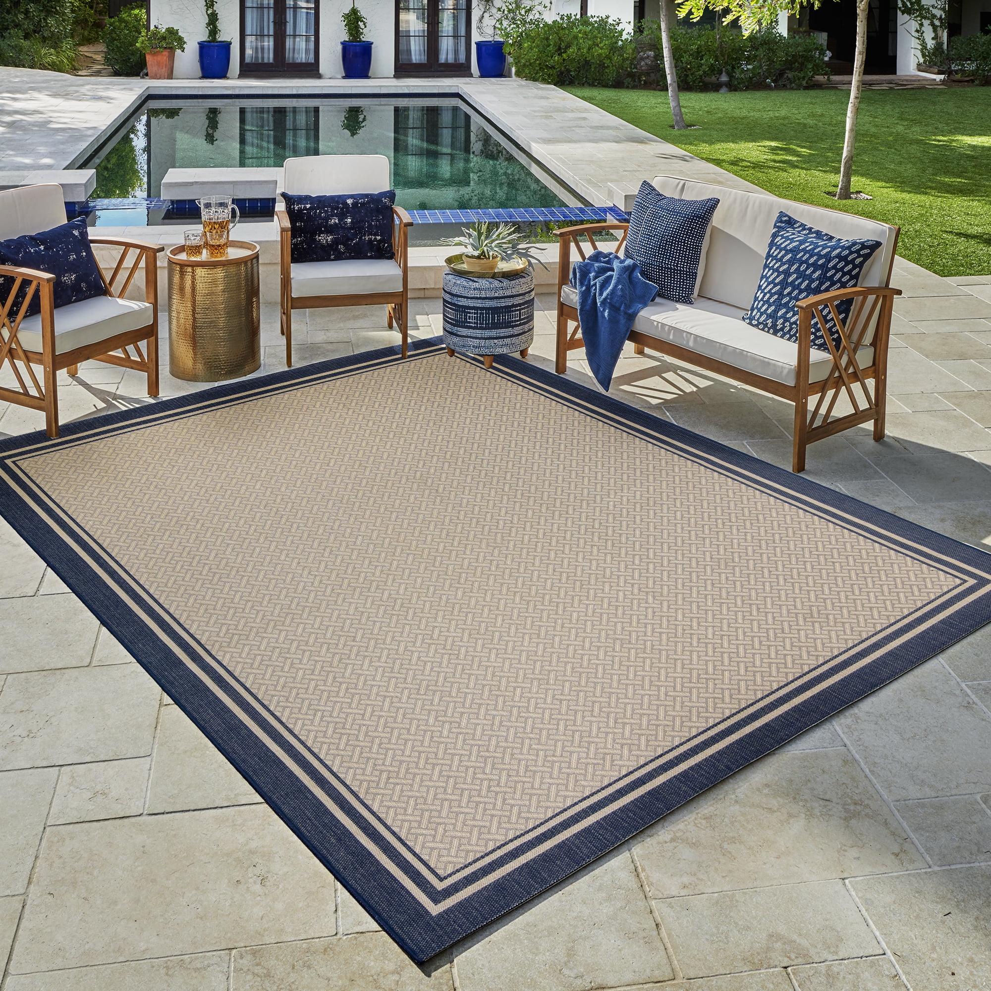 Soroa Navy 5' x 7' Reversible Indoor/Outdoor Area Rug