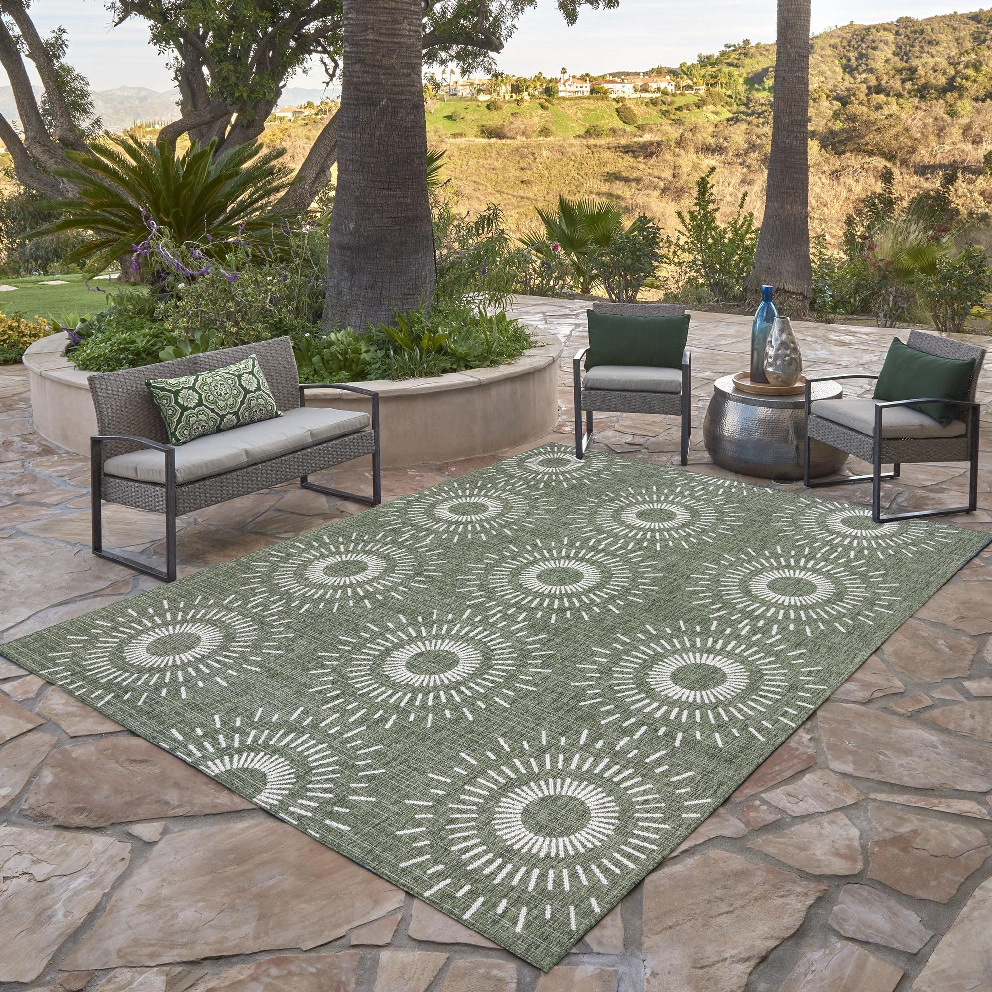 Paseo Tiaret Modern Tribal Sun Burst Green/Beige/Ivory Indoor / Outdoor Flatweave Polypropylene Area Rug