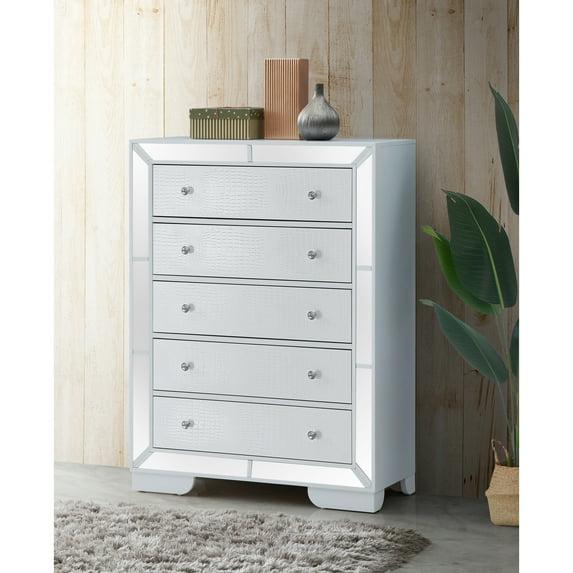 5 Drawer 32'' W Chest