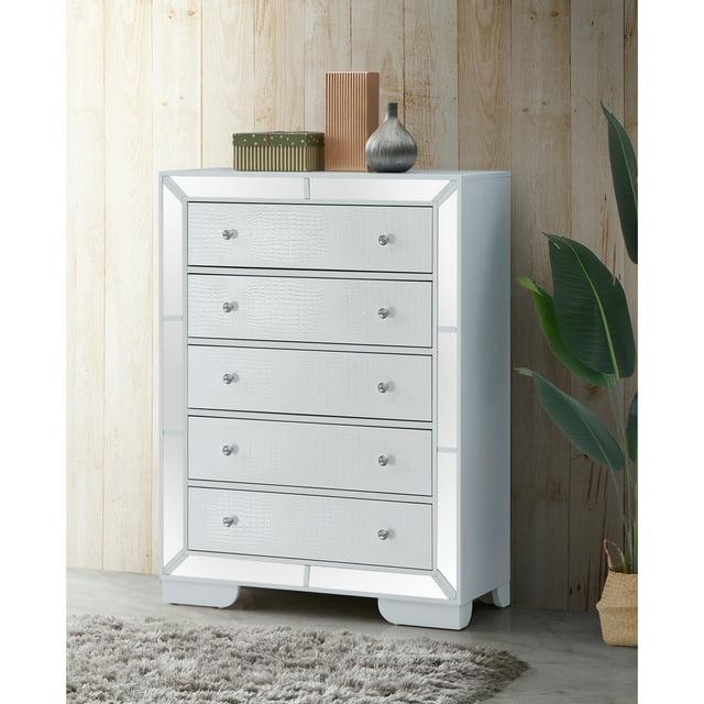 5 Drawer 32'' W Chest
