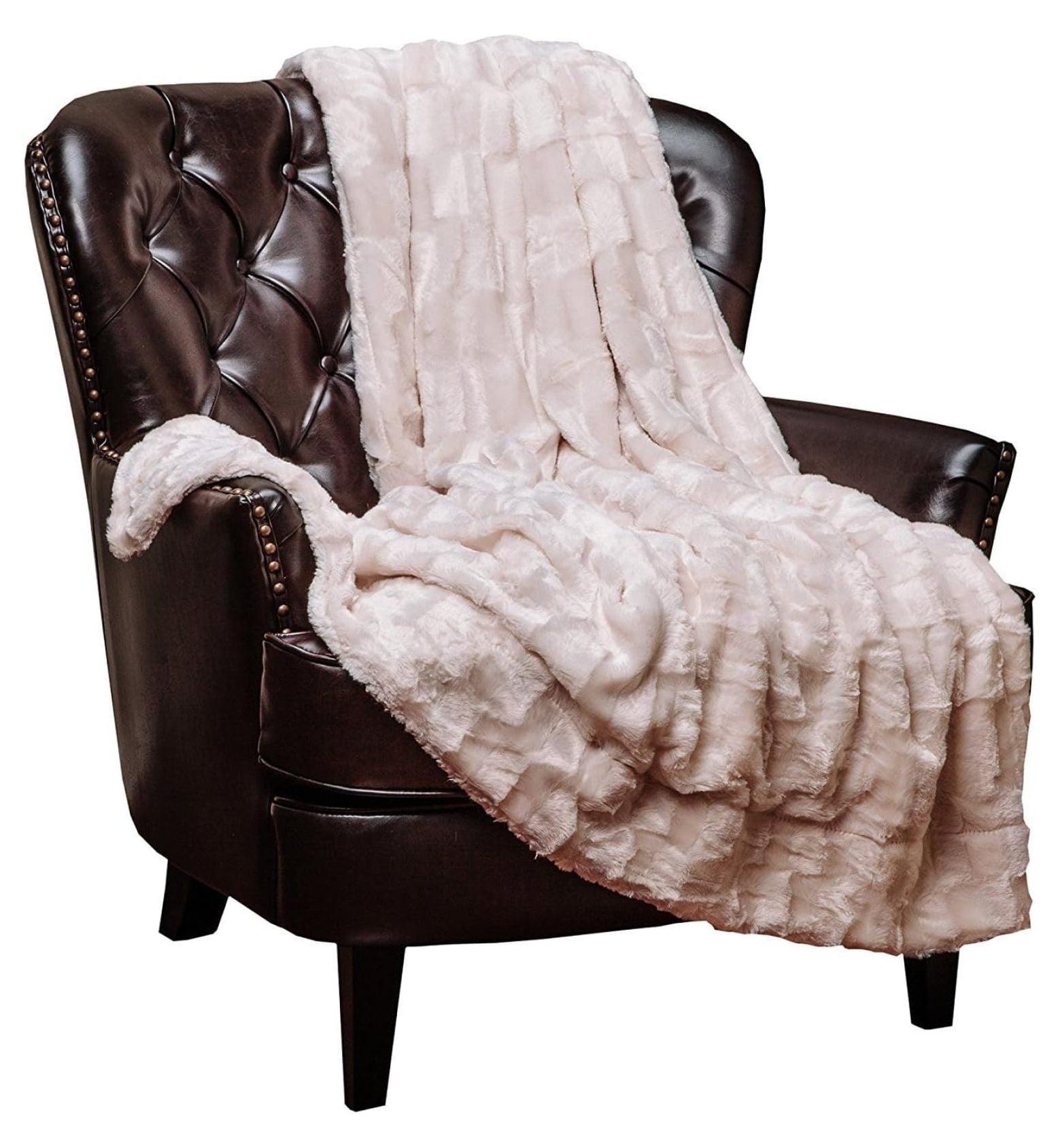 Chanasya Embossed Deco Faux Fur Throw Blanket