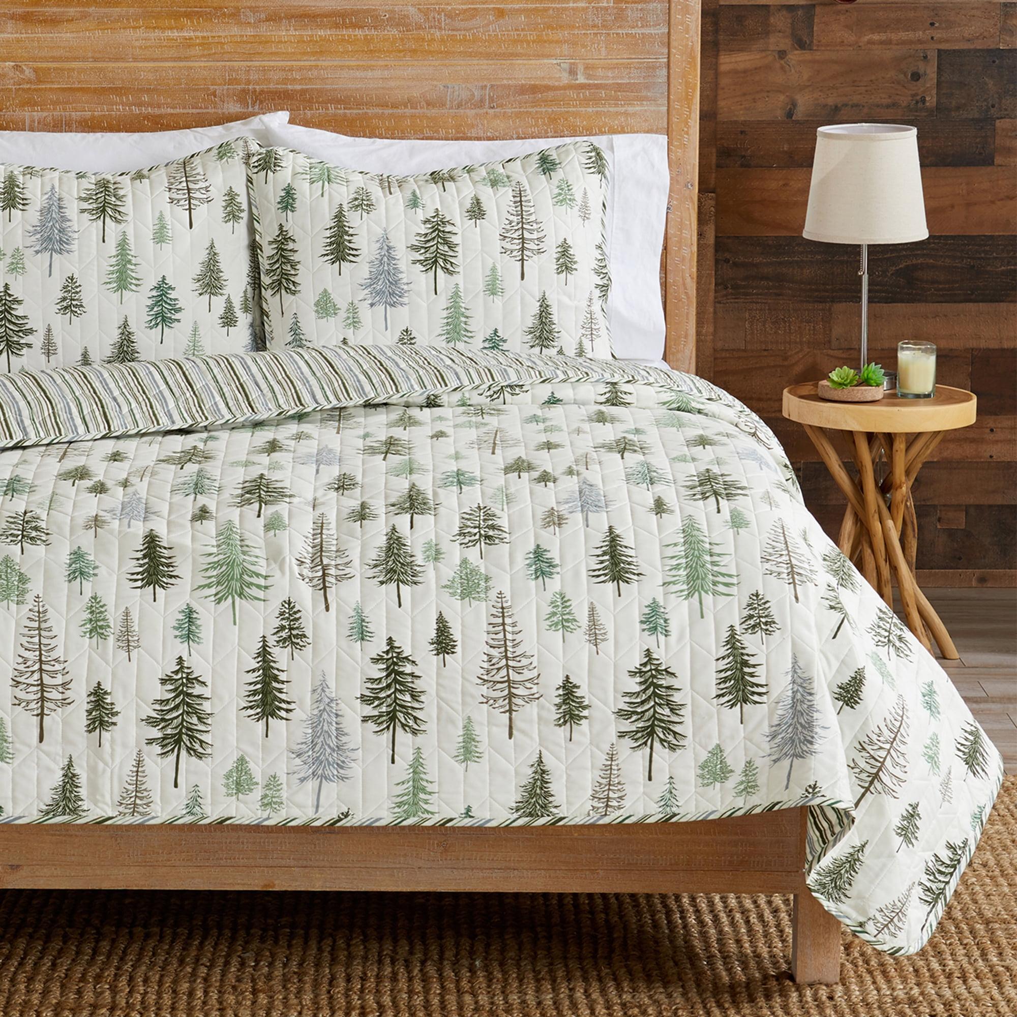 Great Bay Home Rustic Lodge Trees Reversible Quilt Set With Shams (Full / Queen, Truckee)