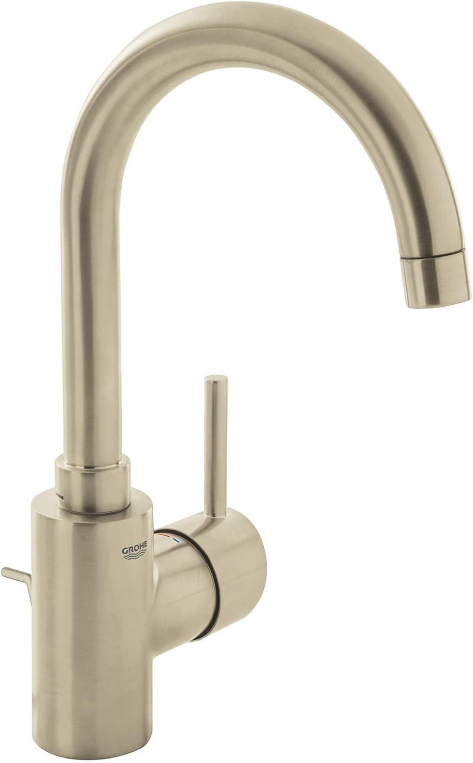 Concetto™ Single Hole Bathroom Faucet with Drain Assembly