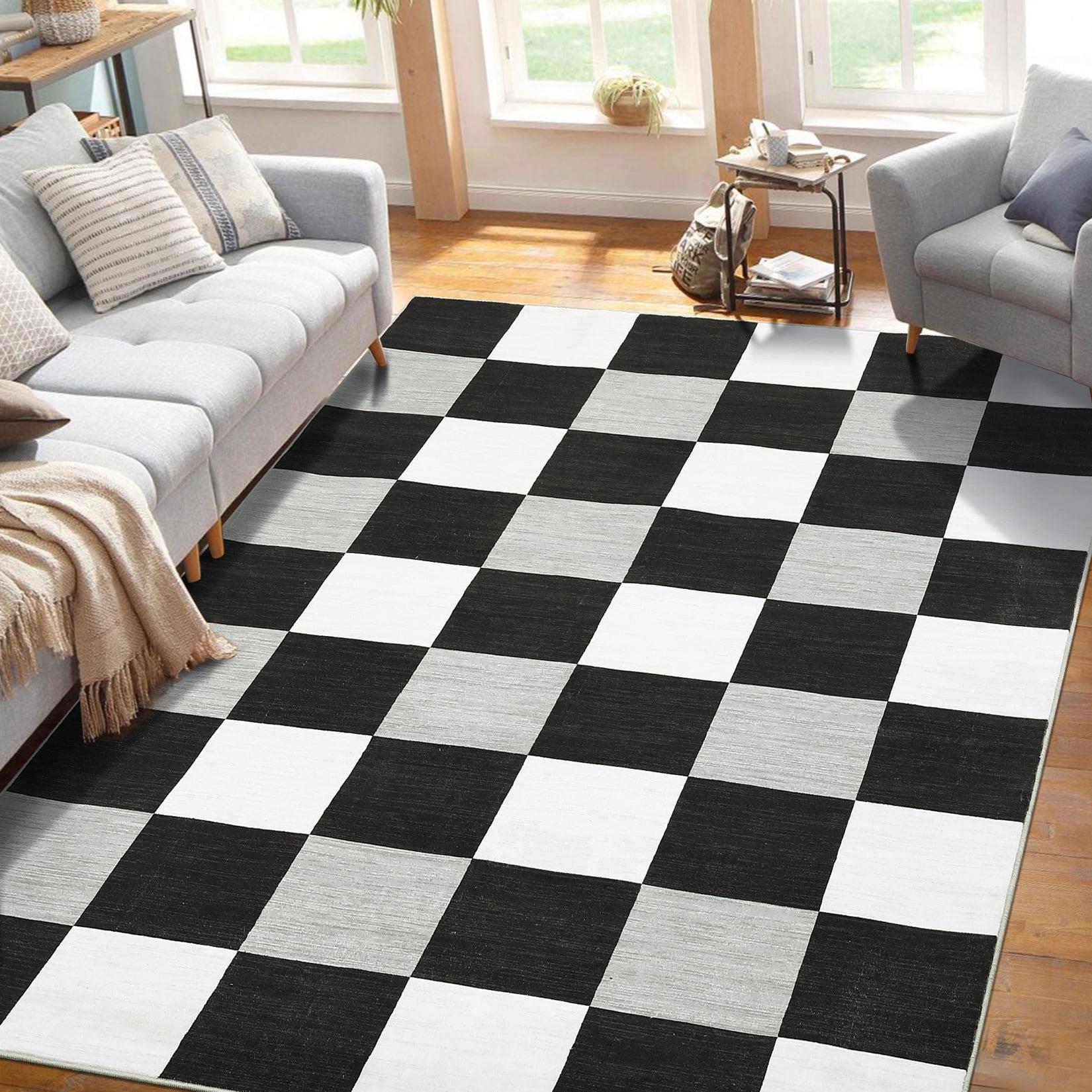Corrigan Studio® Haylee Super Lightweight Plastic Straw Rug Checkered Black/White Outdoor Area Rug