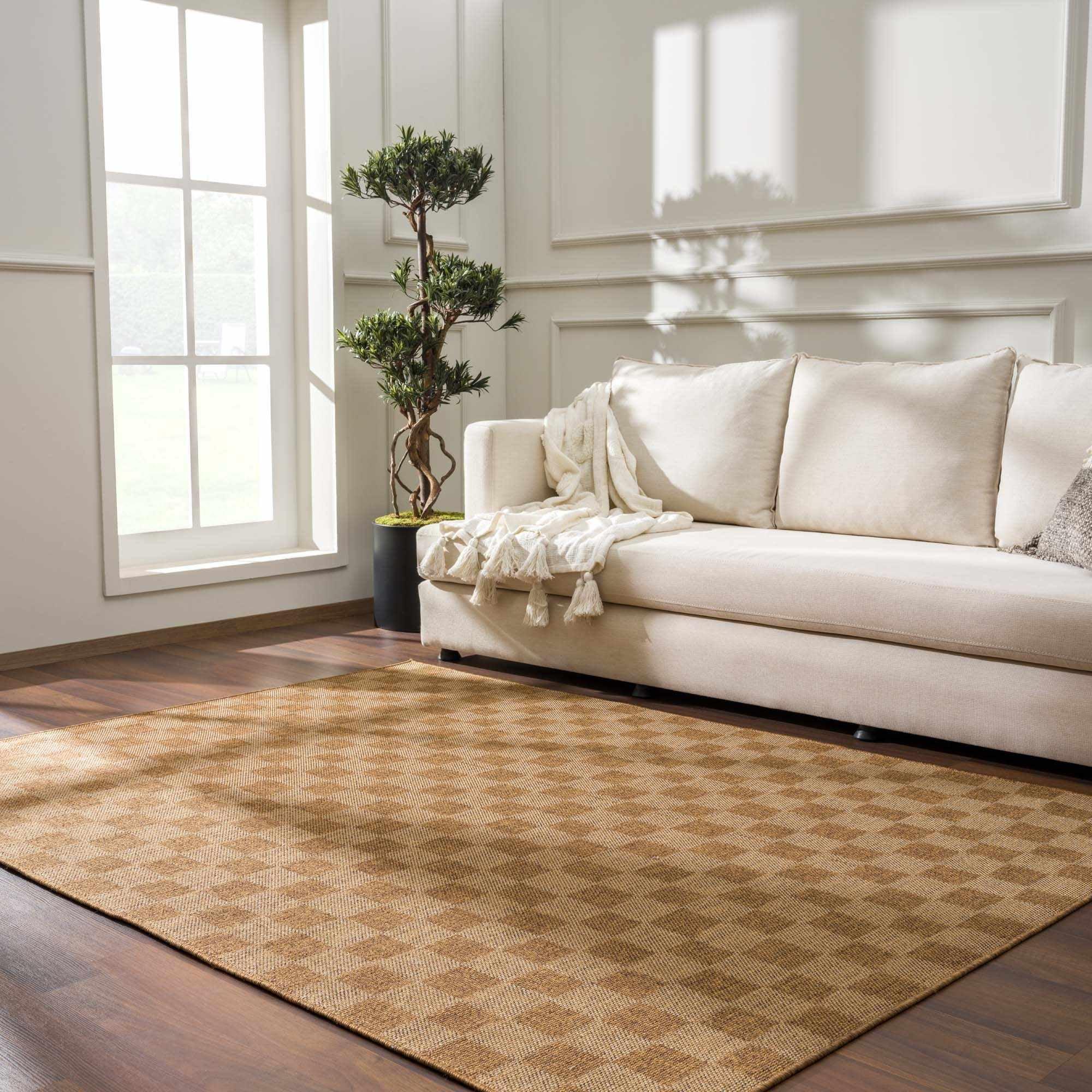 Kuval Camel Checkered Polypropylene Runner Rug 2'7" x 7'3"