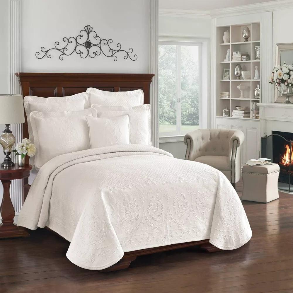 King Charles Matelasse Traditional Cotton Coverlet