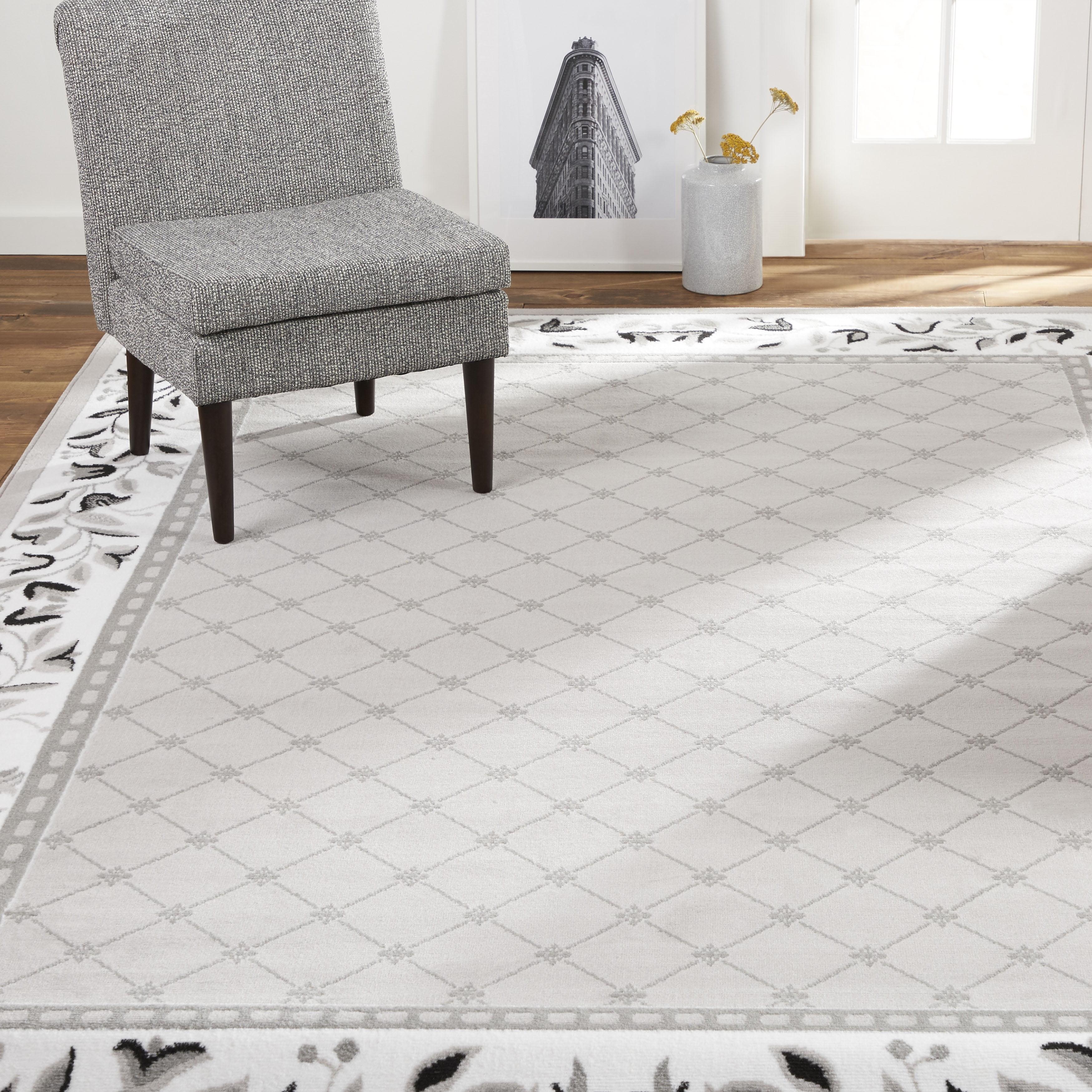 Grey and Ivory Rectangular Traditional Floral Area Rug