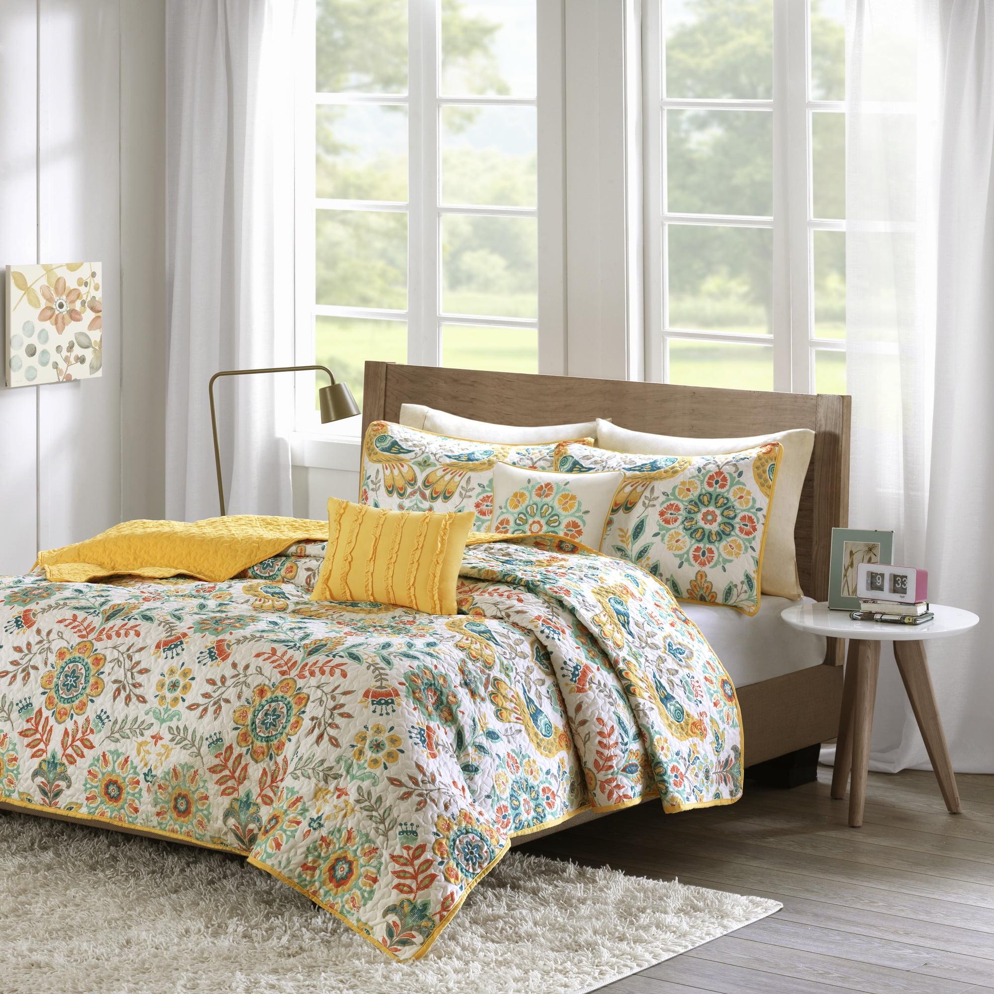 Bright Boho Medallion Full Microfiber Reversible Quilt Set